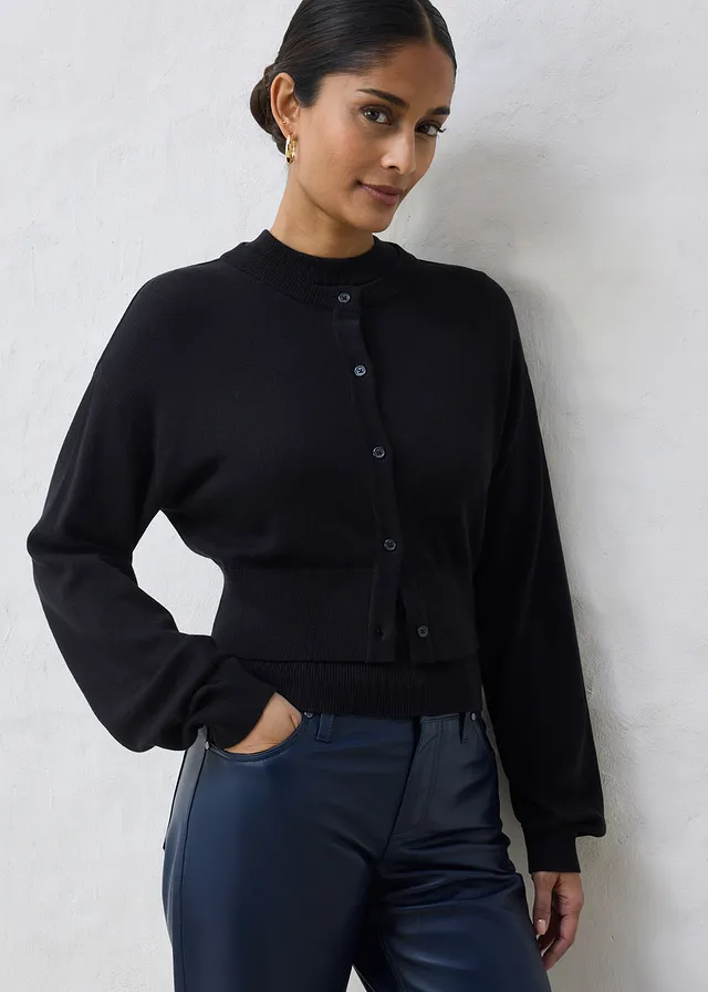 Kort gebreid vest met zijde, Kleur: zwart