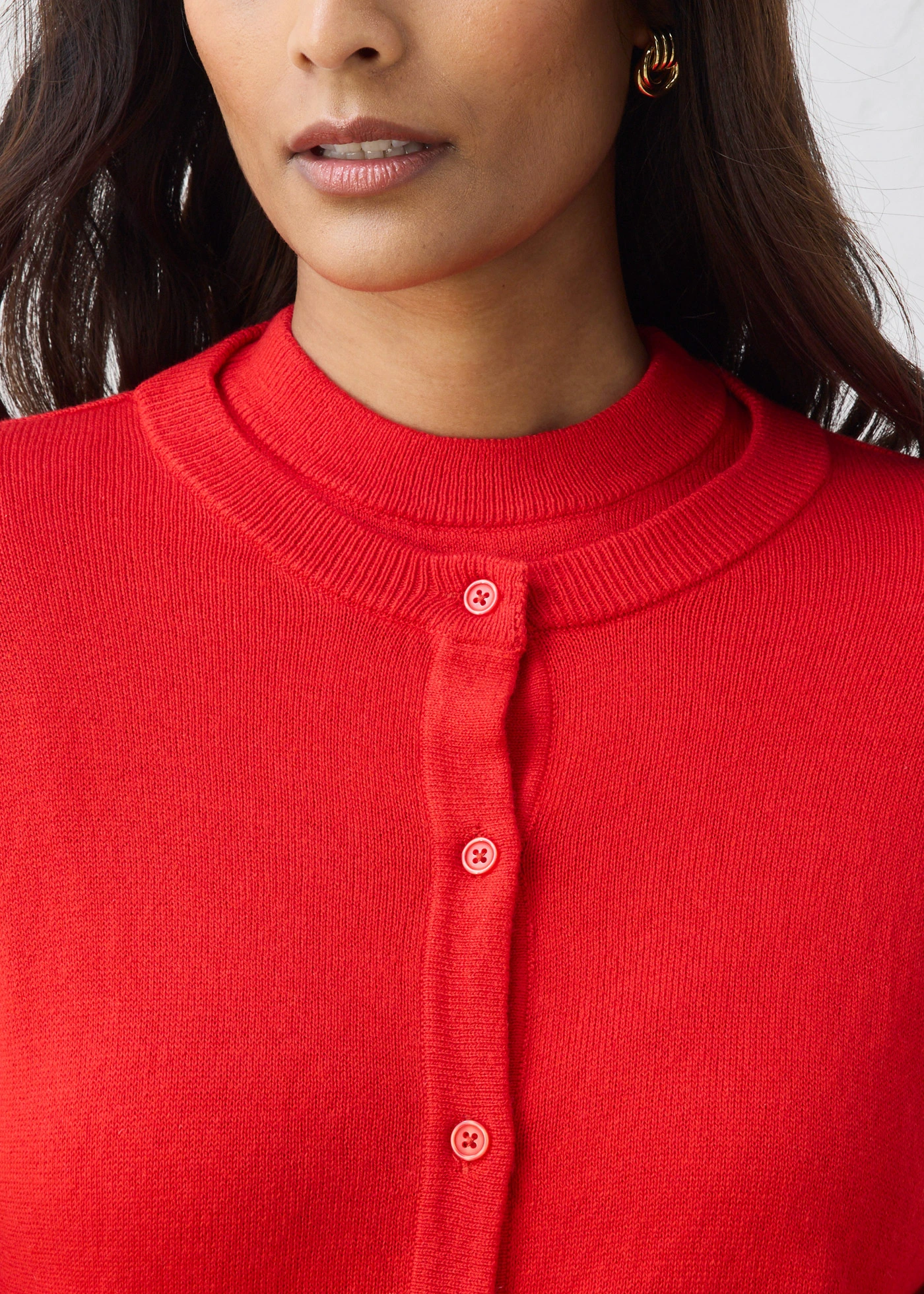 Gilet court en maille coton et soie • fraise • Boutique bonprix