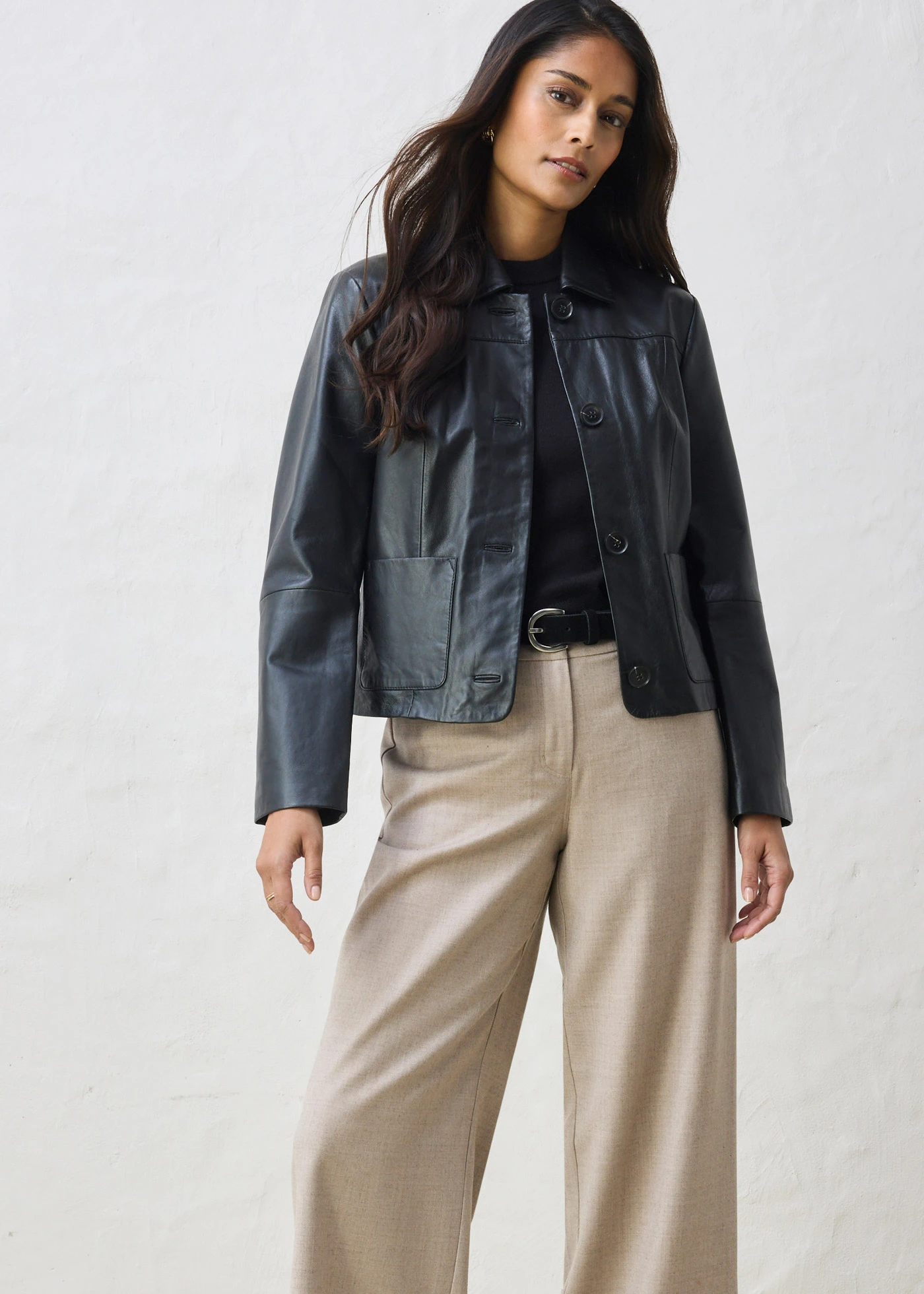 Veste courte en cuir nappa d’agneau • noir • Boutique bonprix