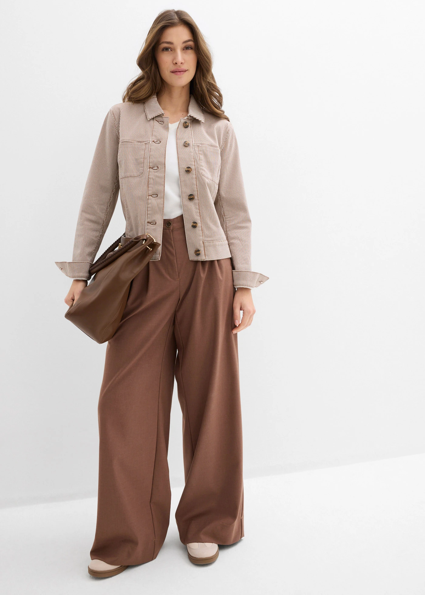 Prechodná bunda • gaštanovo hnedá pásikovaná • obchod bonprix