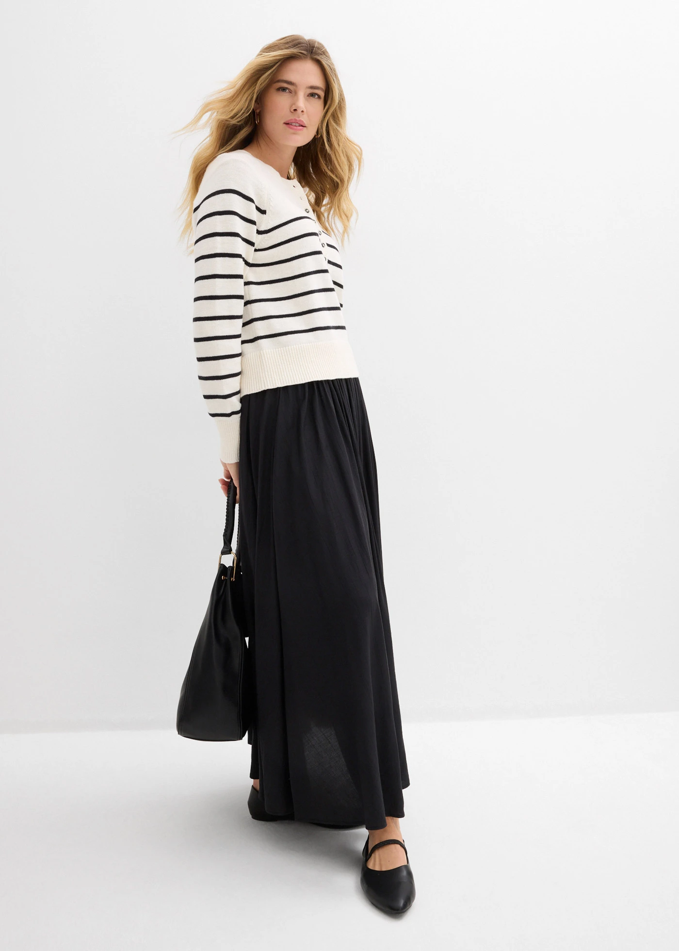 Jupe longue et fluide en viscose majoritaire • noir • Boutique bonprix