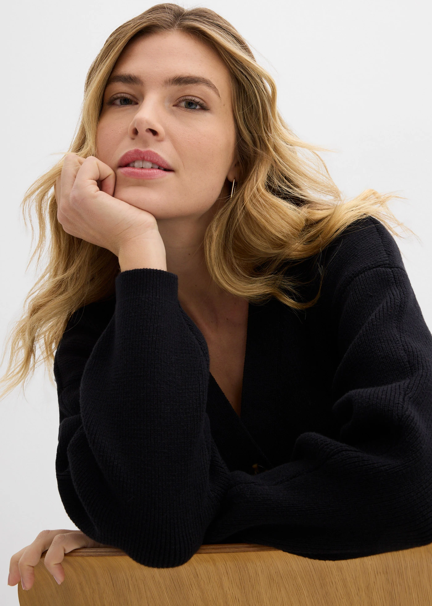 Pletený sveter z bavlneného mixu • čierna • obchod bonprix