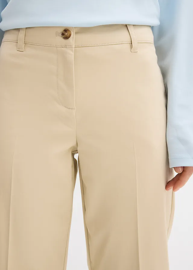 Pantaloni chino cu conținut ridicat de bumbac • bej nisipiu mat • magazin bonprix