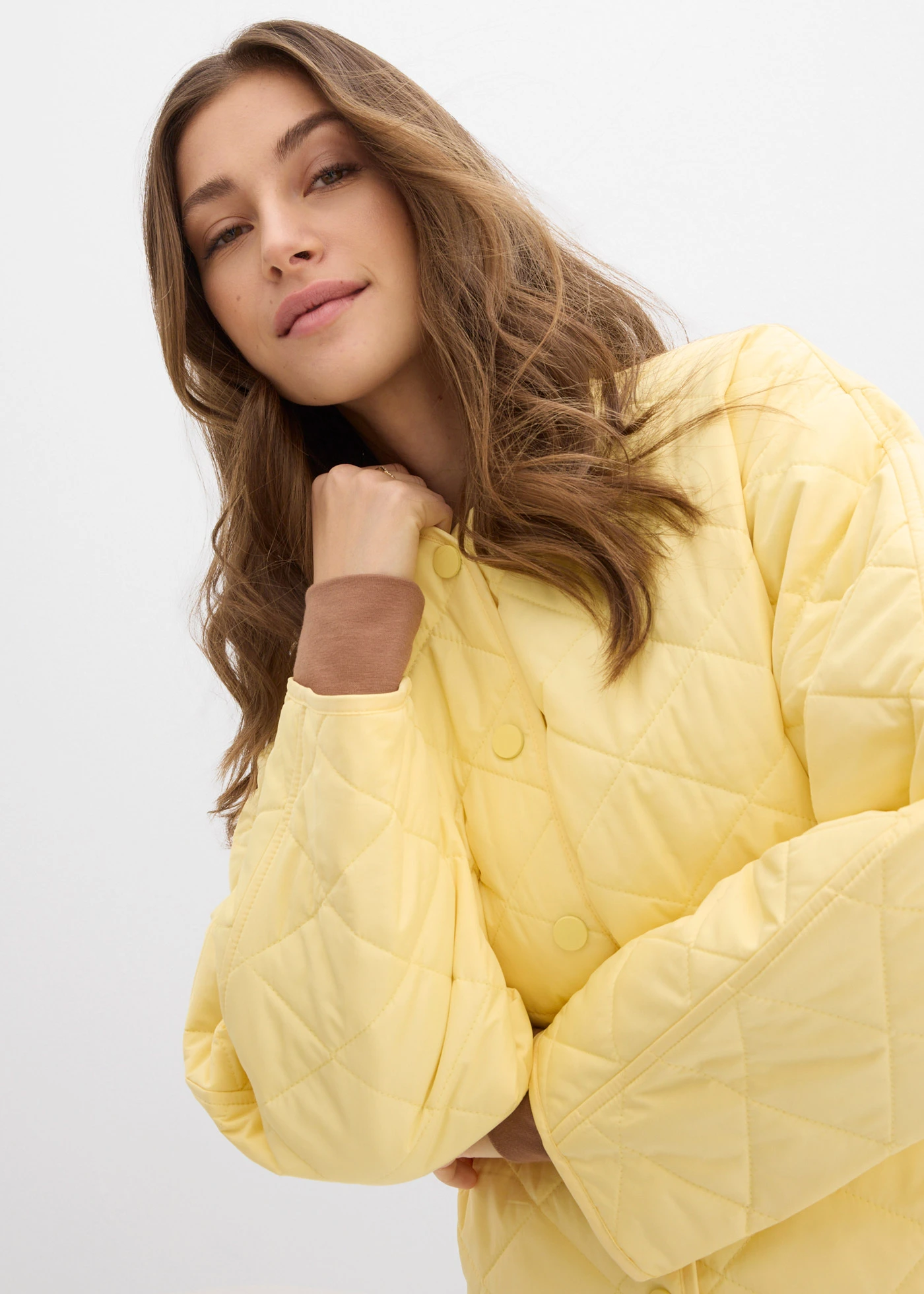 Veste matelassée oversize • jaune clair • Boutique bonprix