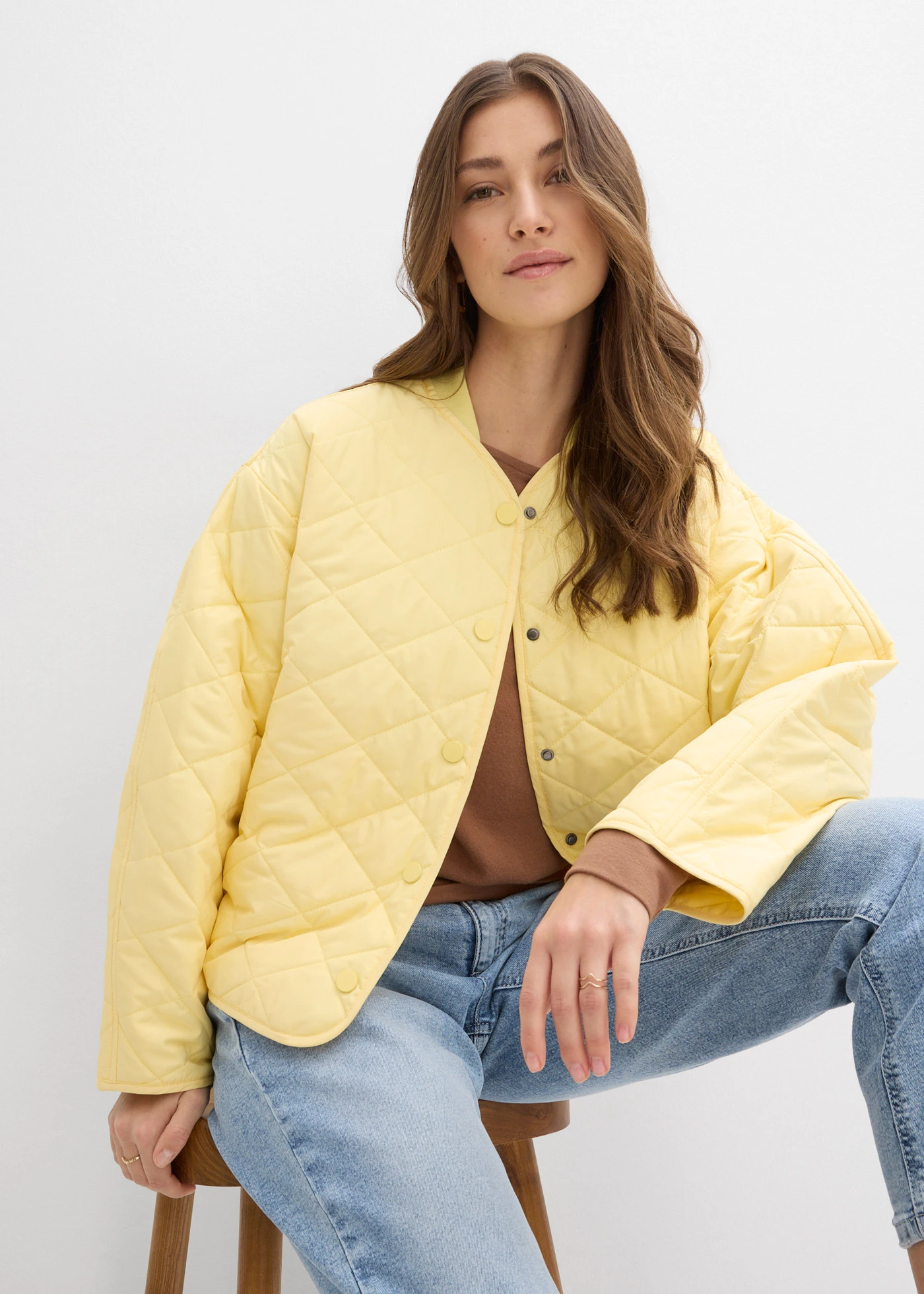 Veste matelassée oversize • jaune clair • Boutique bonprix