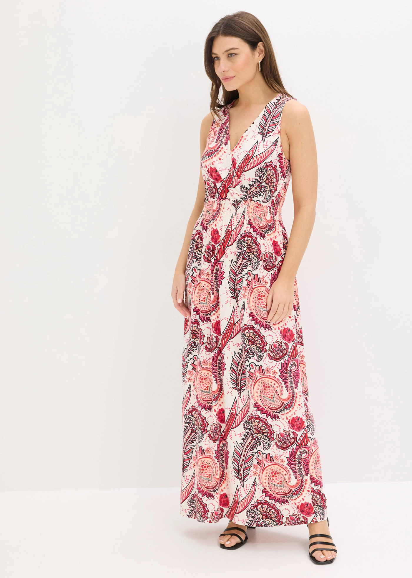 Robe longue en viscose douce et extensible • écru/fuchsia paisley • Boutique bonprix