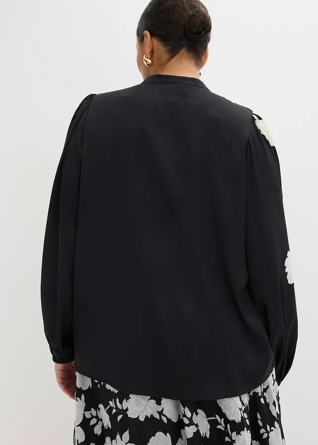 Tuniekblouse van soepel satijn, Kleur: zwart gebloemd