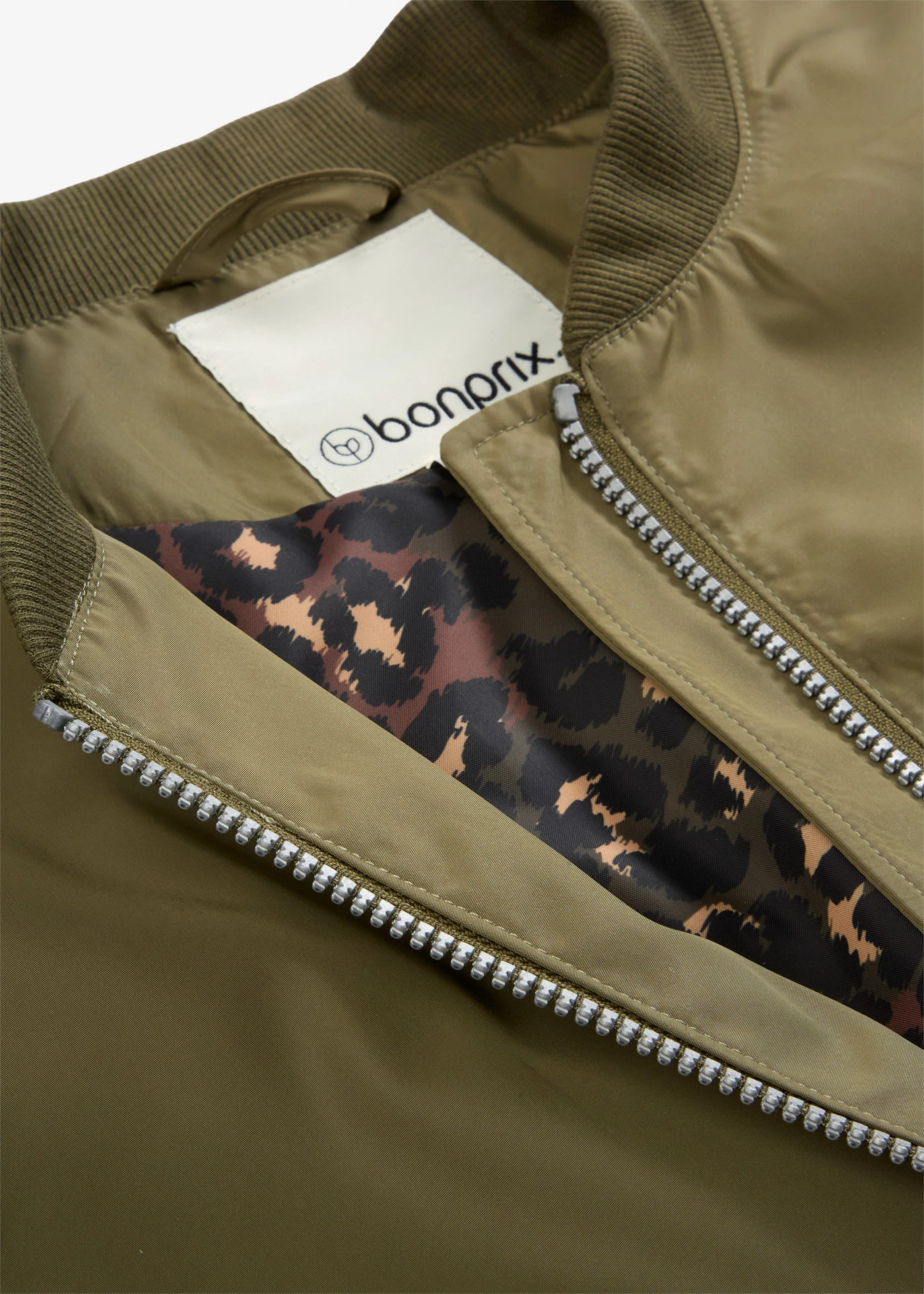 Blouson aviateur large à doublure léopard • olive foncé • Boutique bonprix