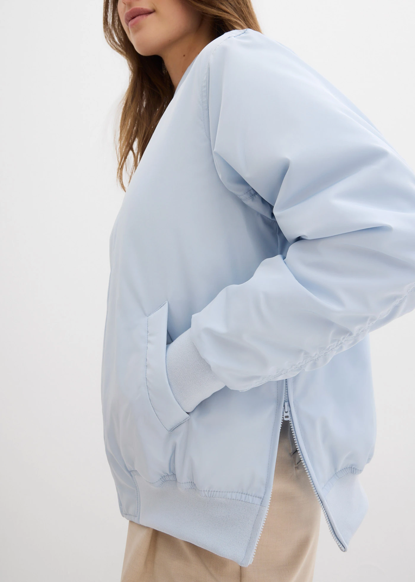 Licht gewatteerde bomber • poederblauw • bonprix online shop