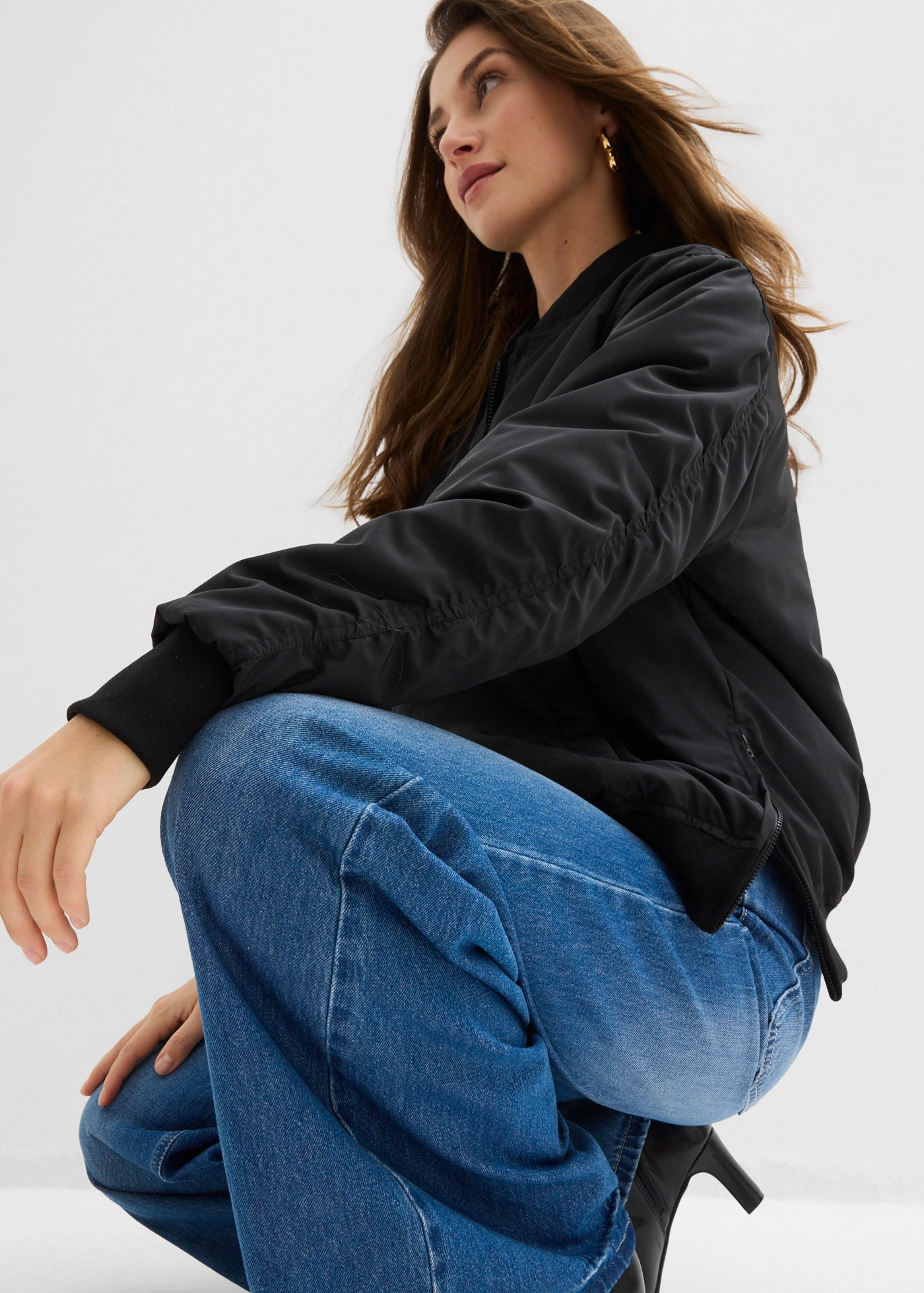 Licht gewatteerde bomber • zwart • bonprix online shop