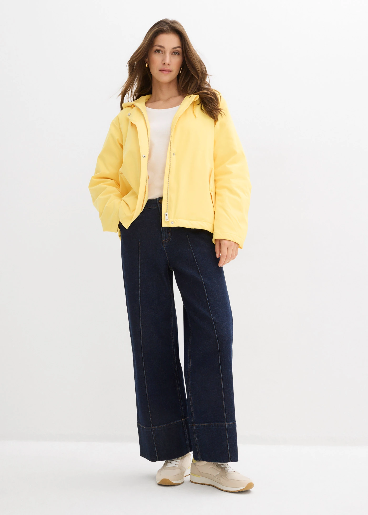 Veste déperlante, légèrement rembourrée • jaune moyen • Boutique bonprix