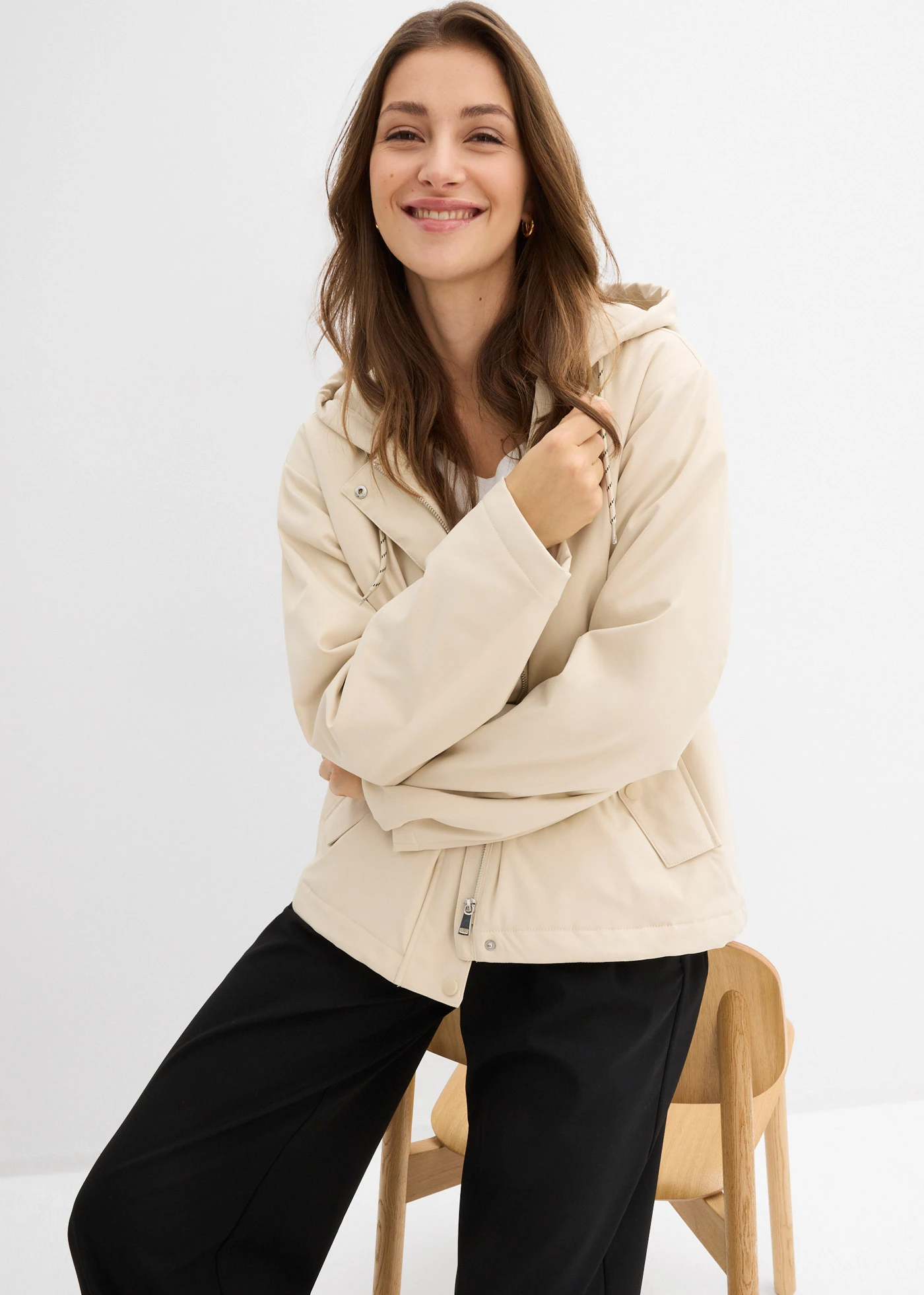 Waterafstotende, licht gewatteerde outdoor jas • lichtsand • bonprix online shop