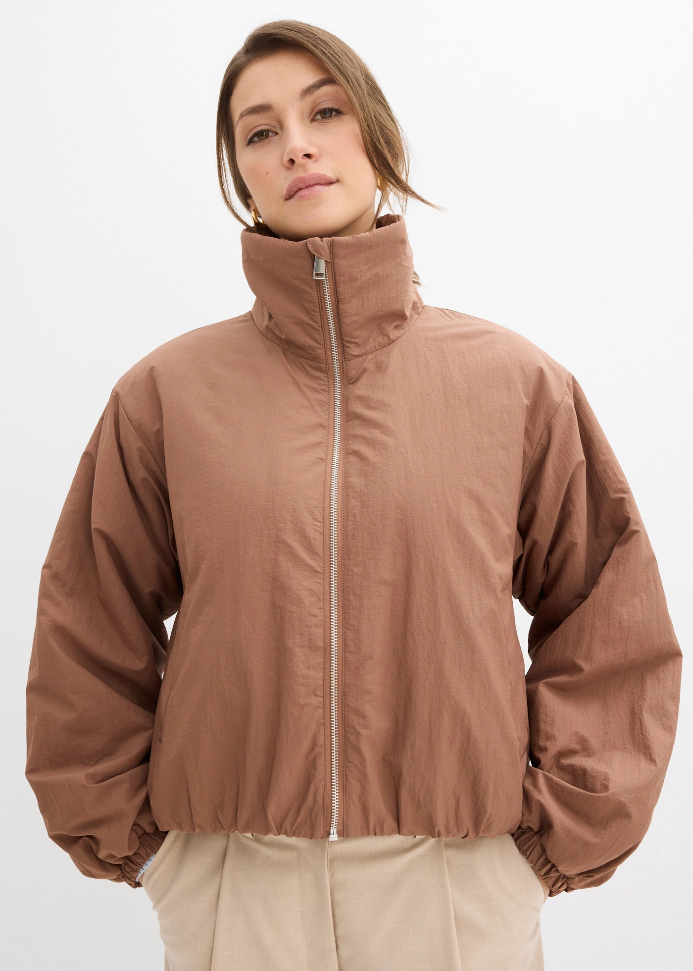 Blouson déperlant, base bubble • marron • Boutique bonprix