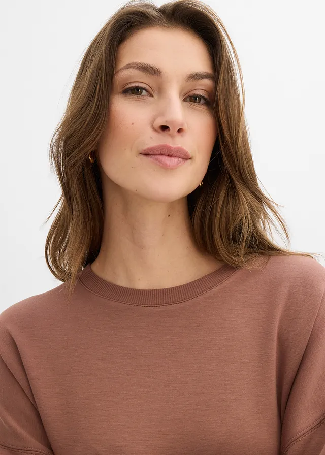 Getailleerde scuba sweater • kastanjebruin • product-page.page-title-suffix