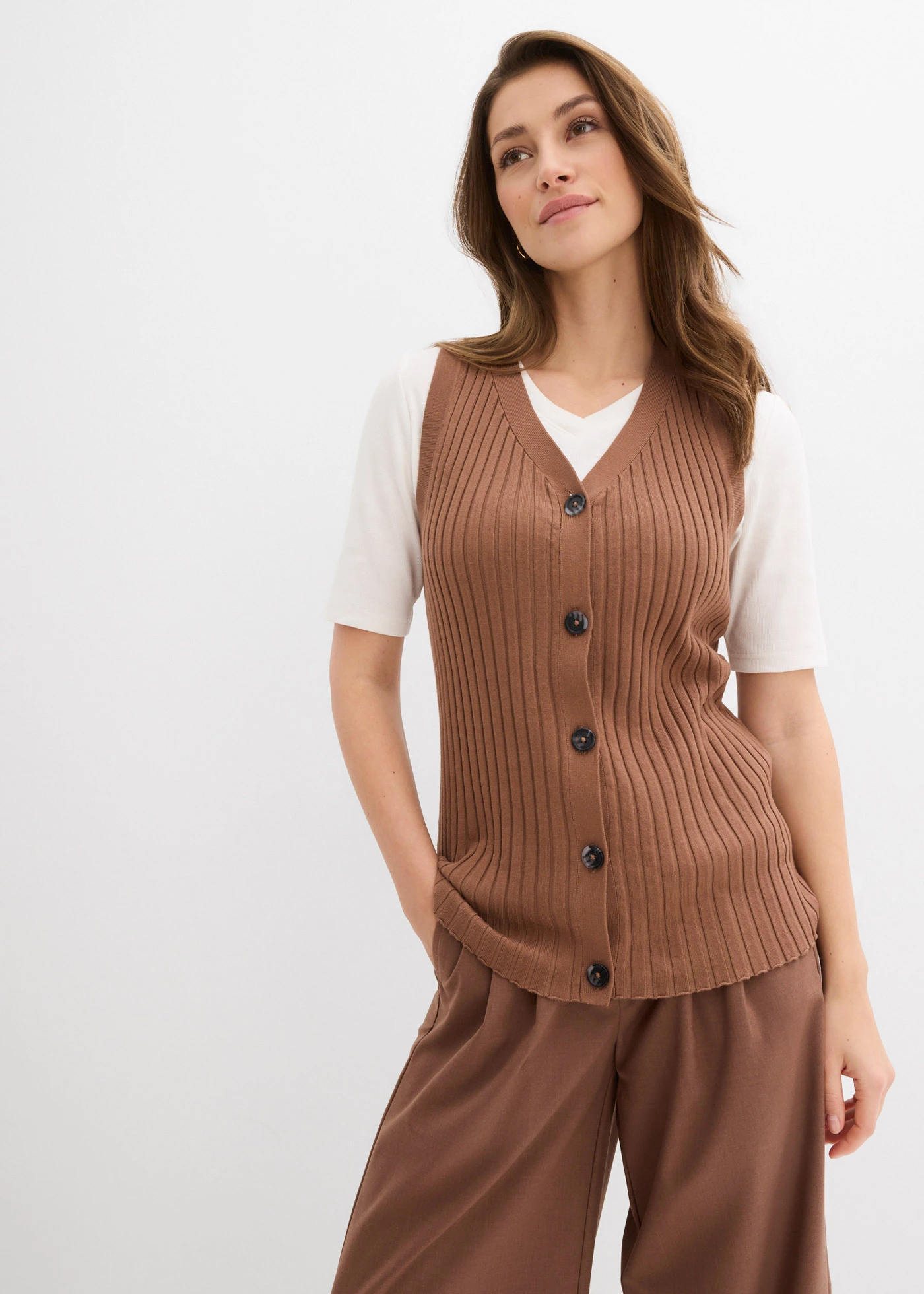 Vestă tricotată din material ripsat • maro castaniu • magazin bonprix