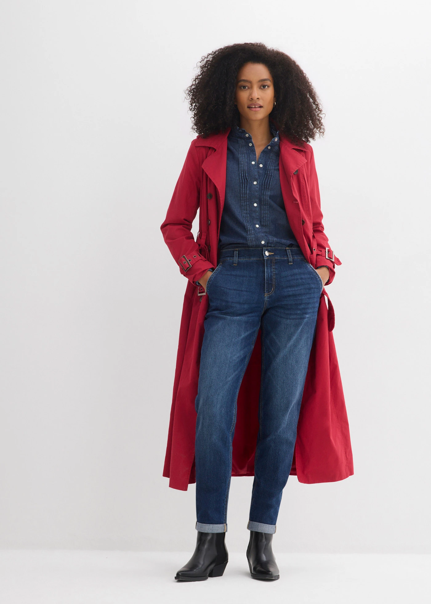 Boyfriend džínsy, stredná výška pásu, na gumu • tmavomodrá denim used • obchod bonprix