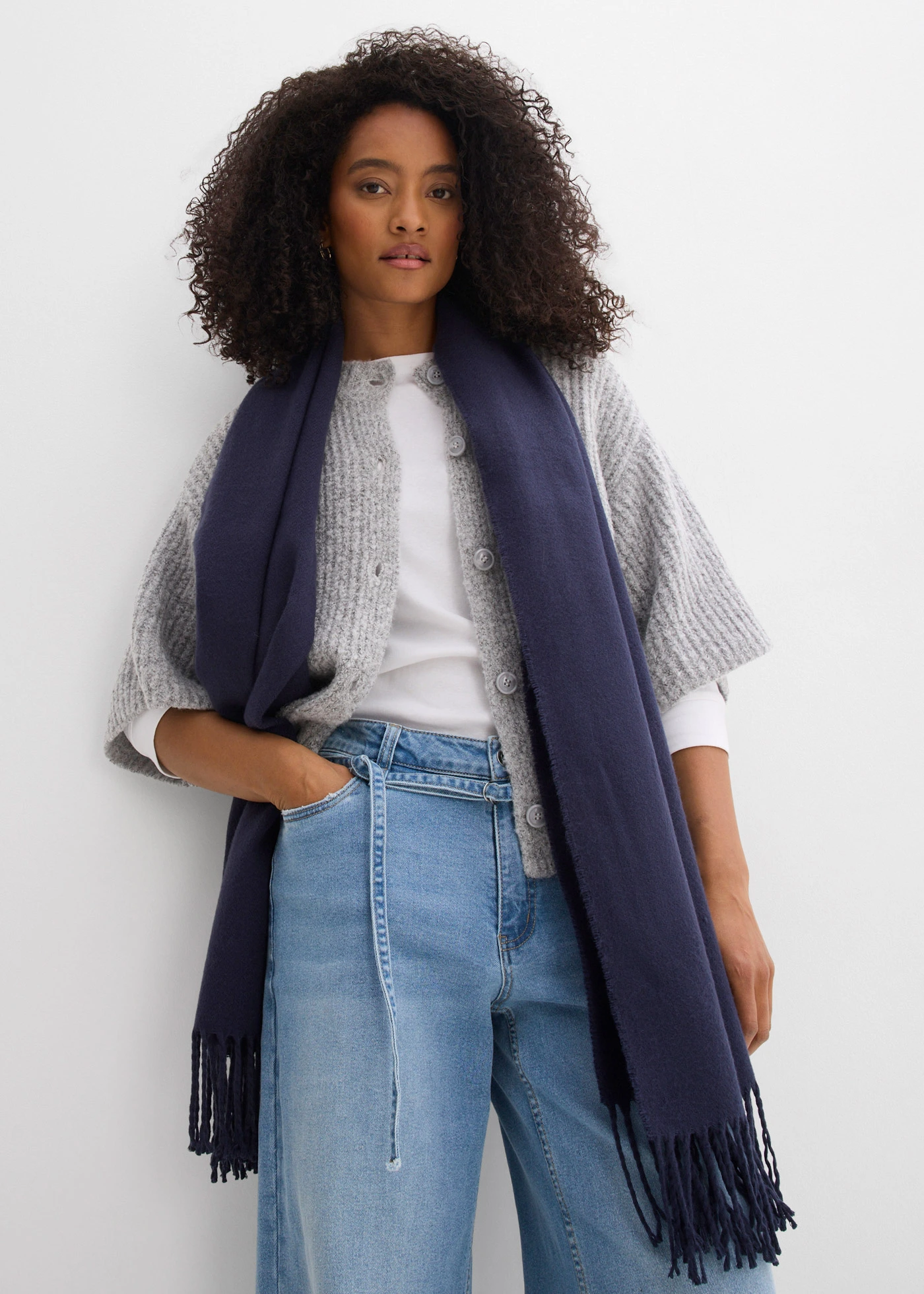 Wide leg jeans, mid waist • lichtblauw denim used • bonprix online shop