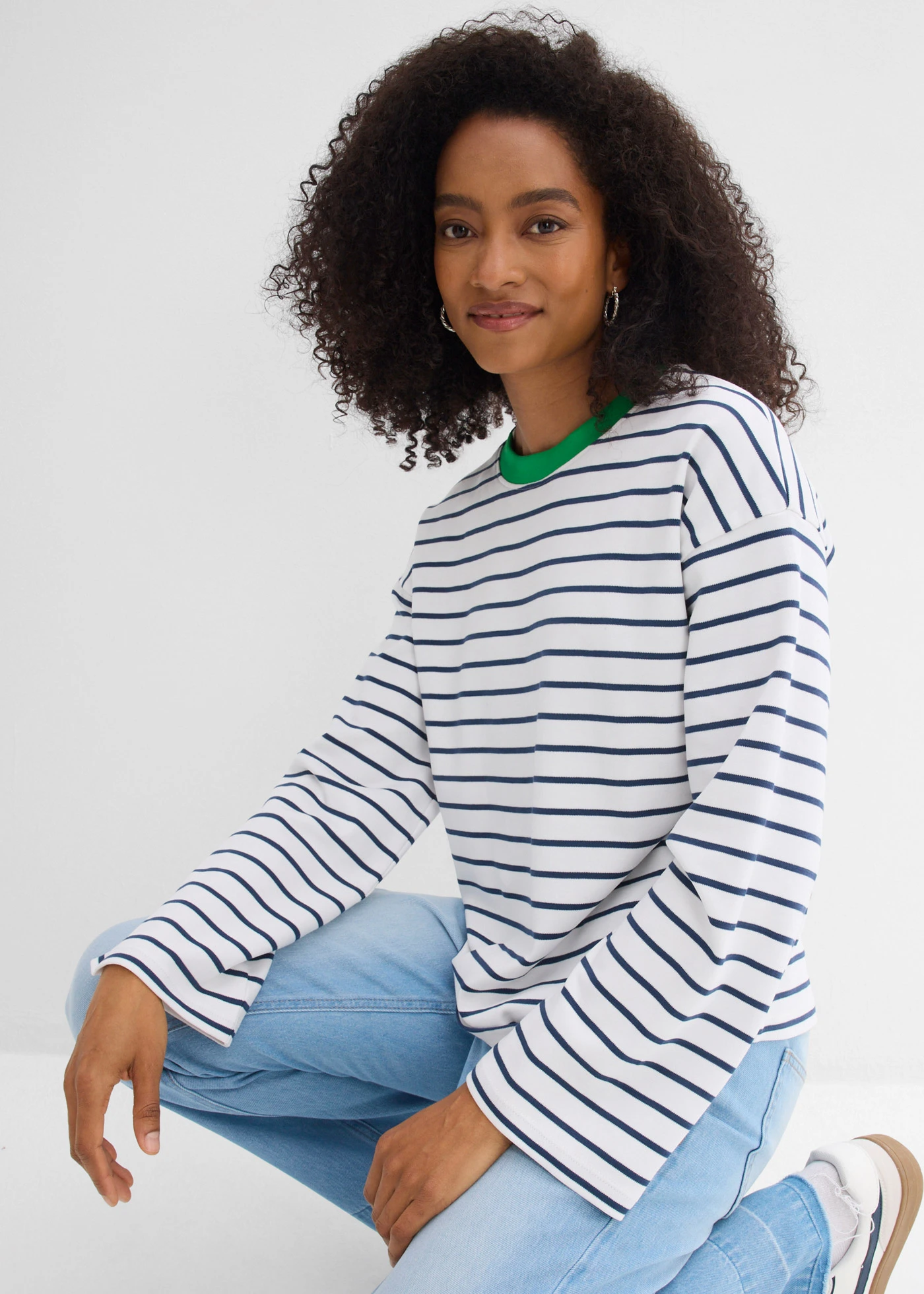 Bluză oversized cu mâneci lungi din bumbac organic 100% • alb/verde natural/albastru profund dungat • magazin bonprix