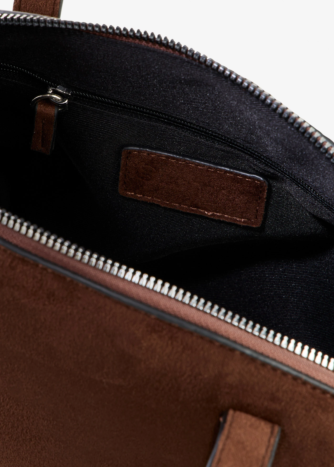 Sac à bandoulière en suédine • cappuccino • Boutique bonprix