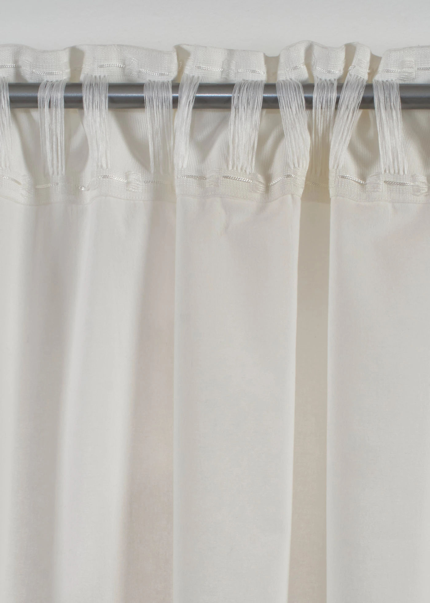 Rideau en coton à bordures brodées (1 pce) • crème • Boutique bonprix