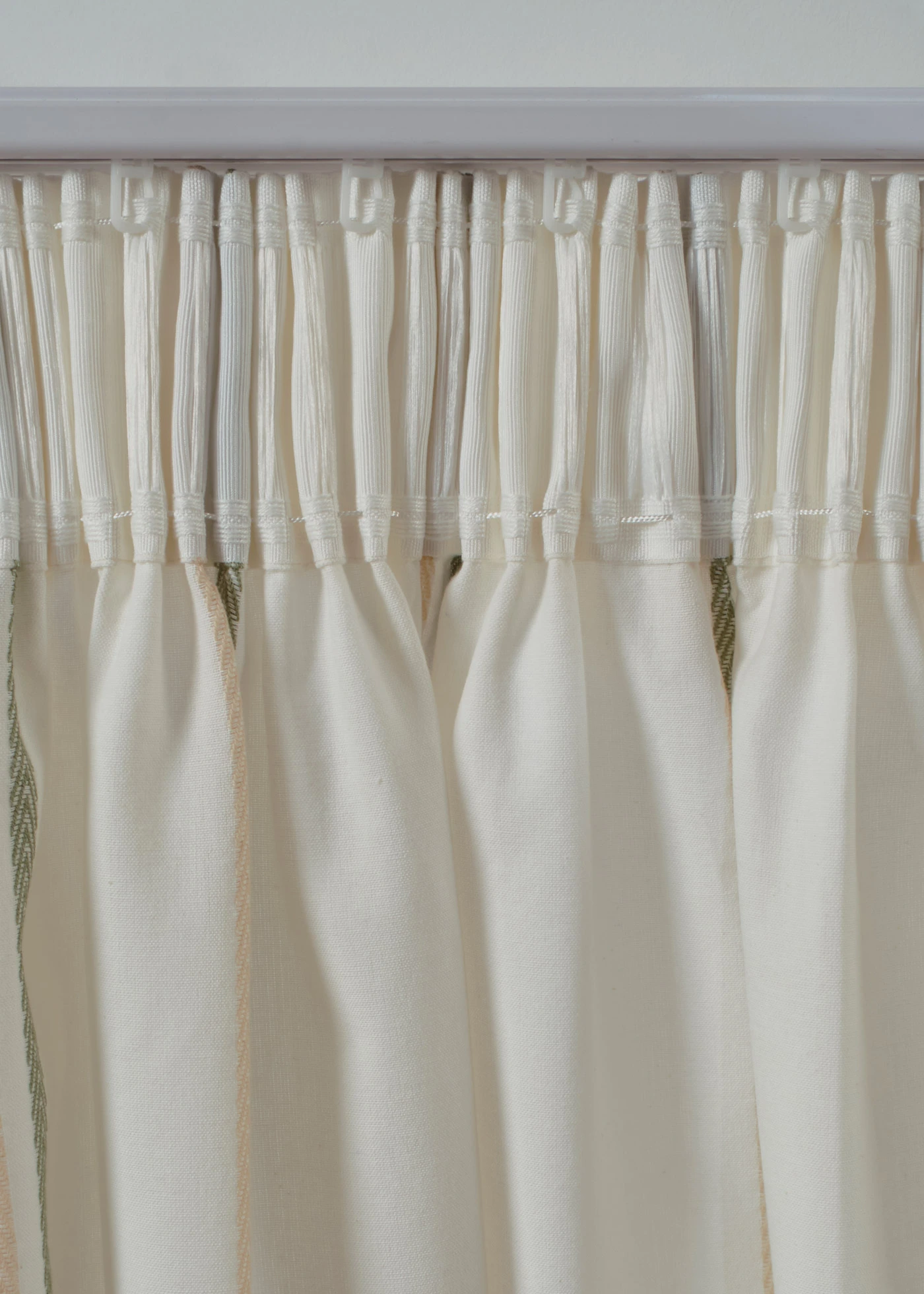 Draperie cu dungi țesute  din bumbac organic (1 buc.) • crem/verde • magazin bonprix