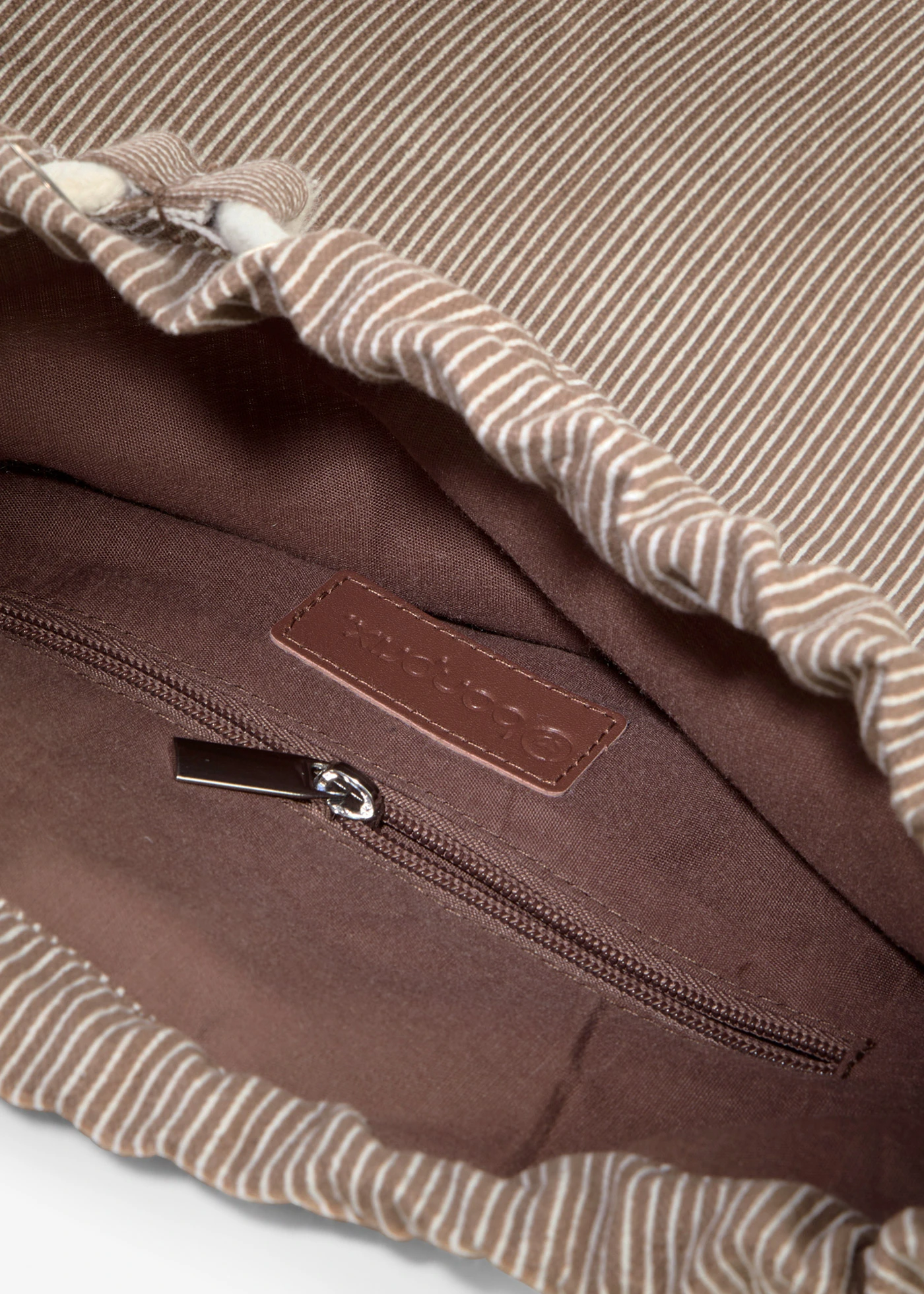 Sac à dos en toile rayée • marron-blanc nacré • Boutique bonprix