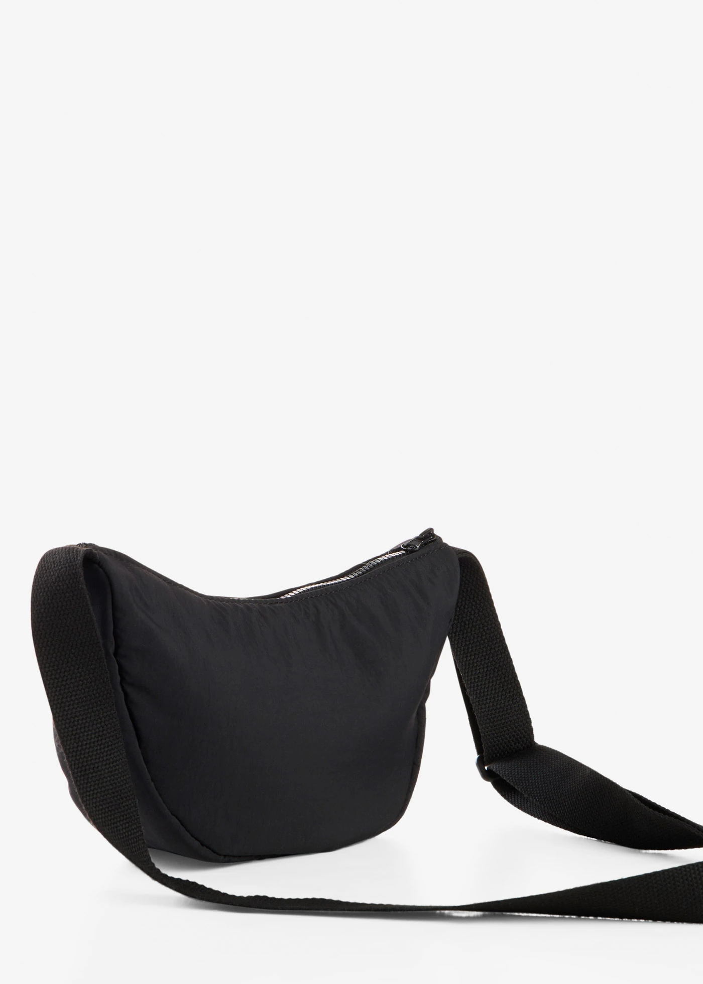 Kabelka Crossbody, mierne podšívaná • čierna • obchod bonprix