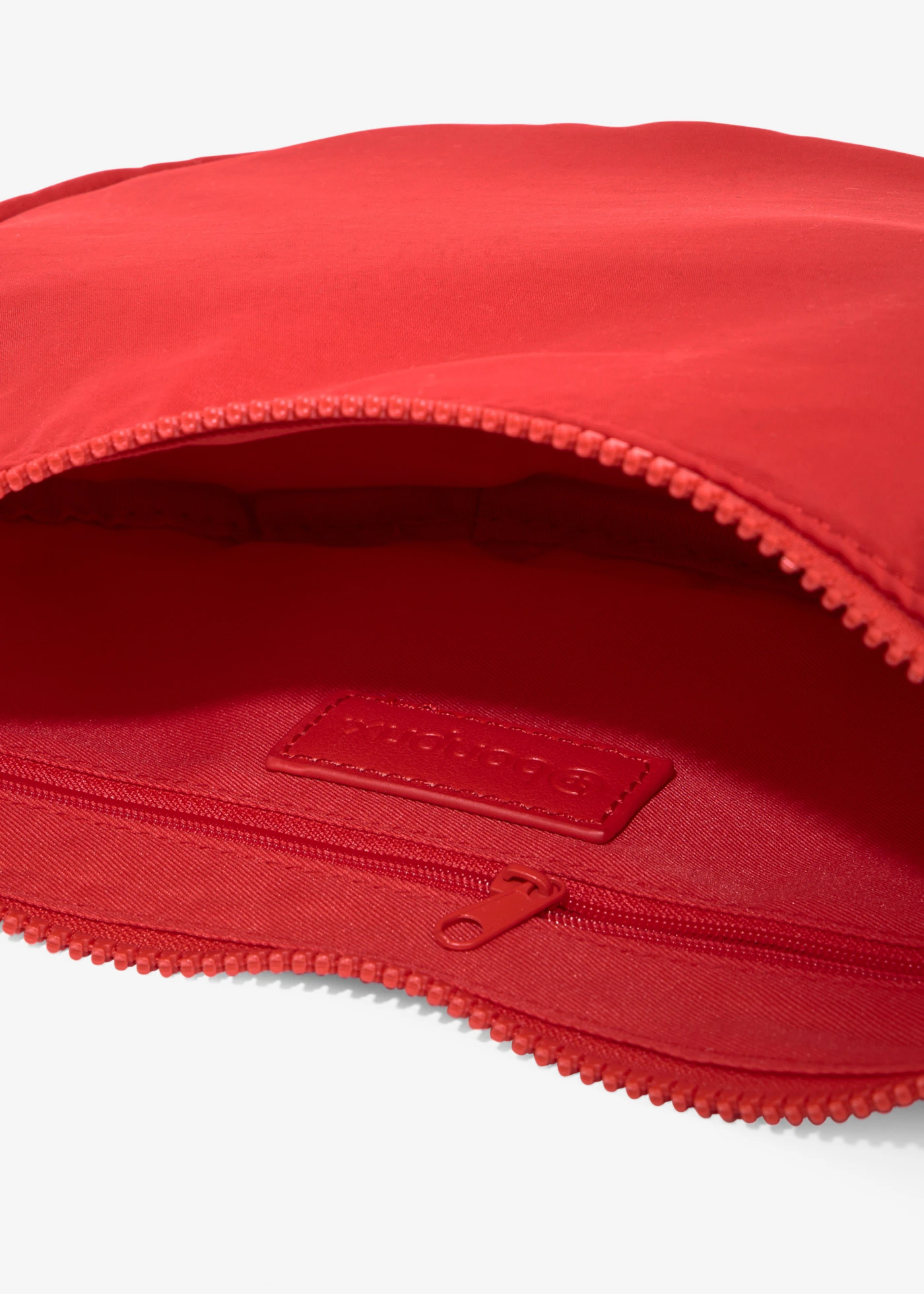 Sac à bandoulière légèrement doublé • fraise • Boutique bonprix