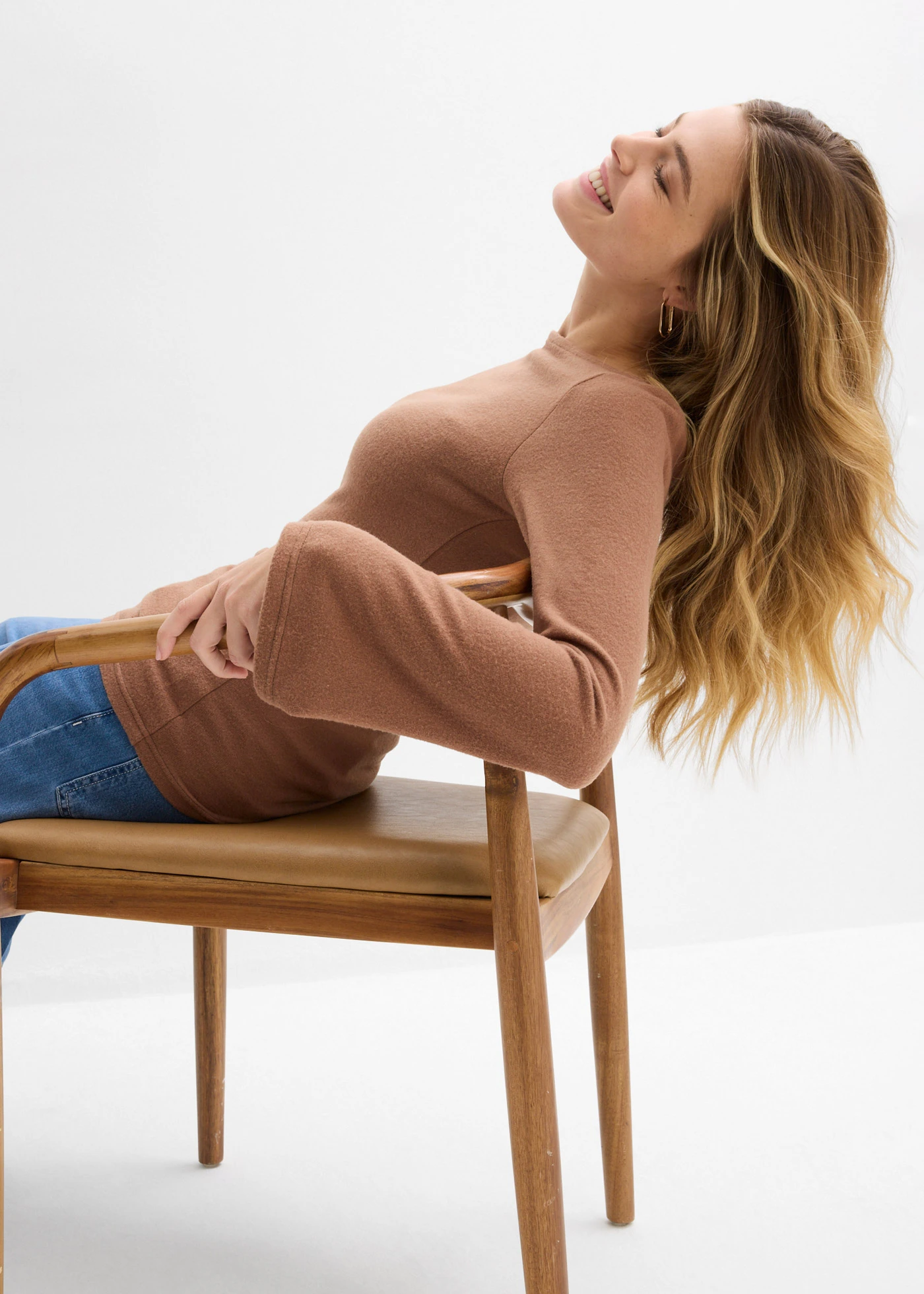 Longsleeve van een zachte viscosemix • kastanjebruin • bonprix online shop