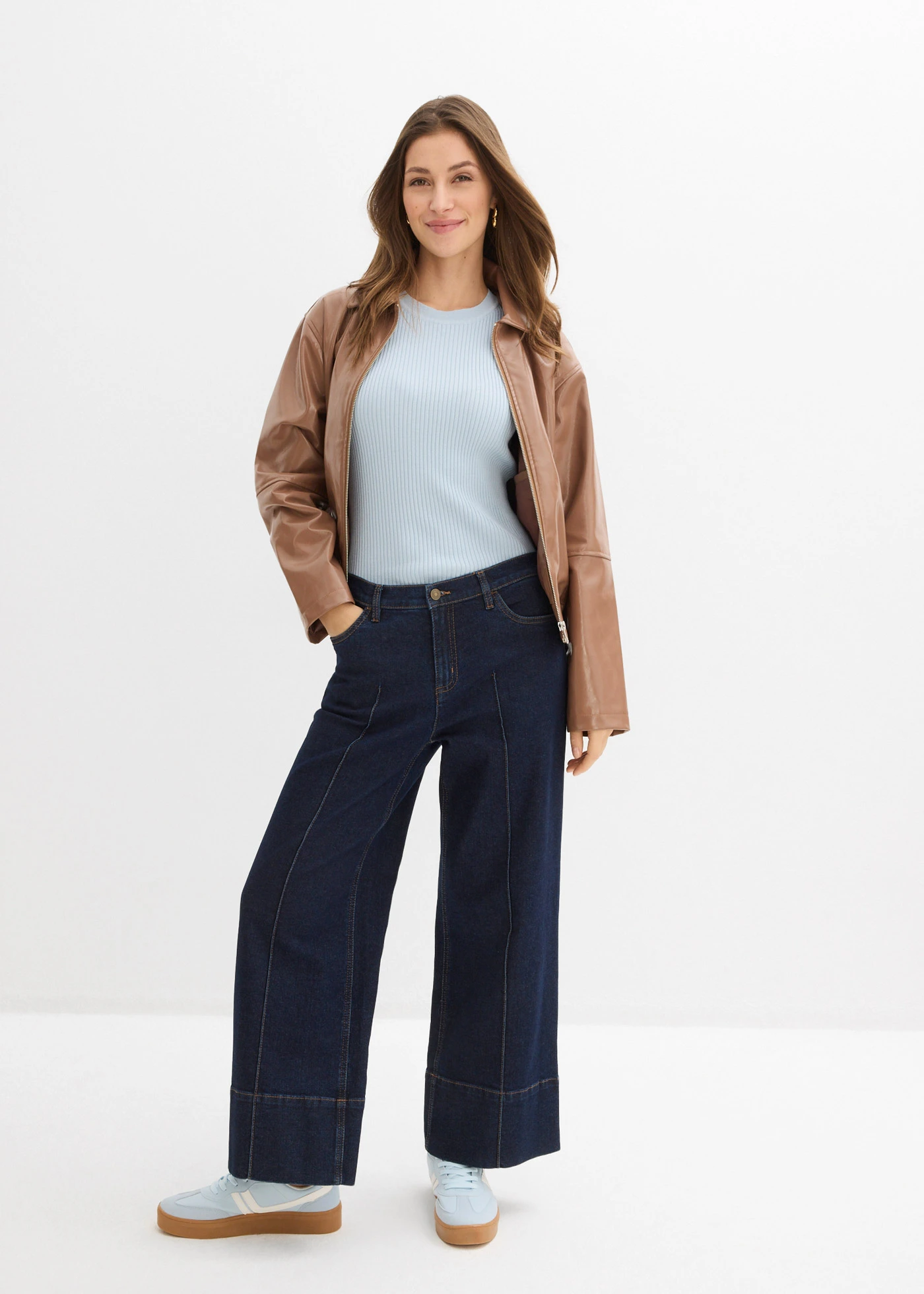 Veste enduite courte • marron • Boutique bonprix