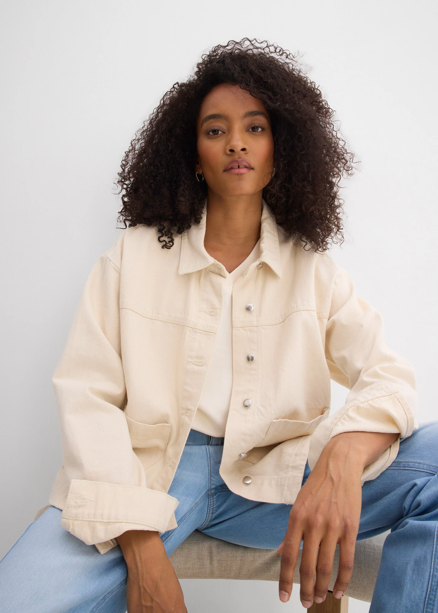 Geacă de blugi denim, în stil „shaket” • necolorat • magazin bonprix