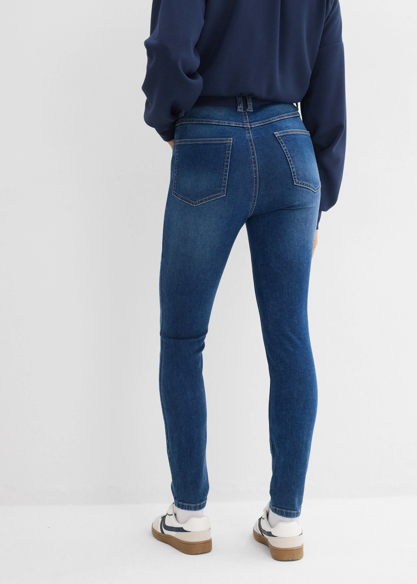 Jean skinny à taille haute et élastiquée • bleu foncé denim used • Boutique bonprix