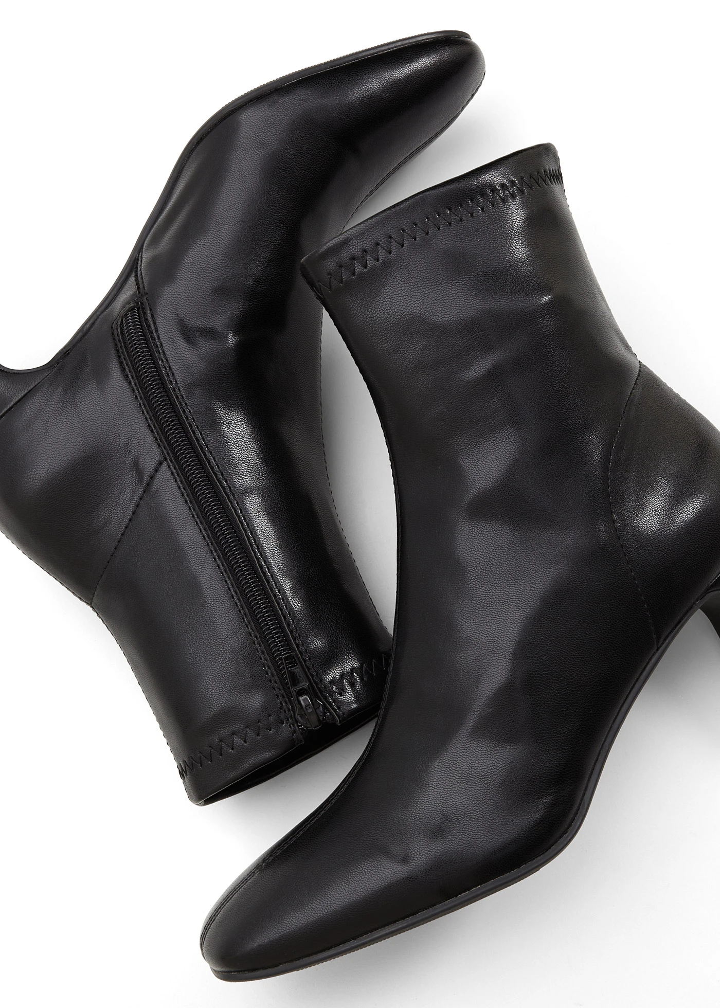 Enkellaarsjes met flexibele schacht • zwart • bonprix online shop