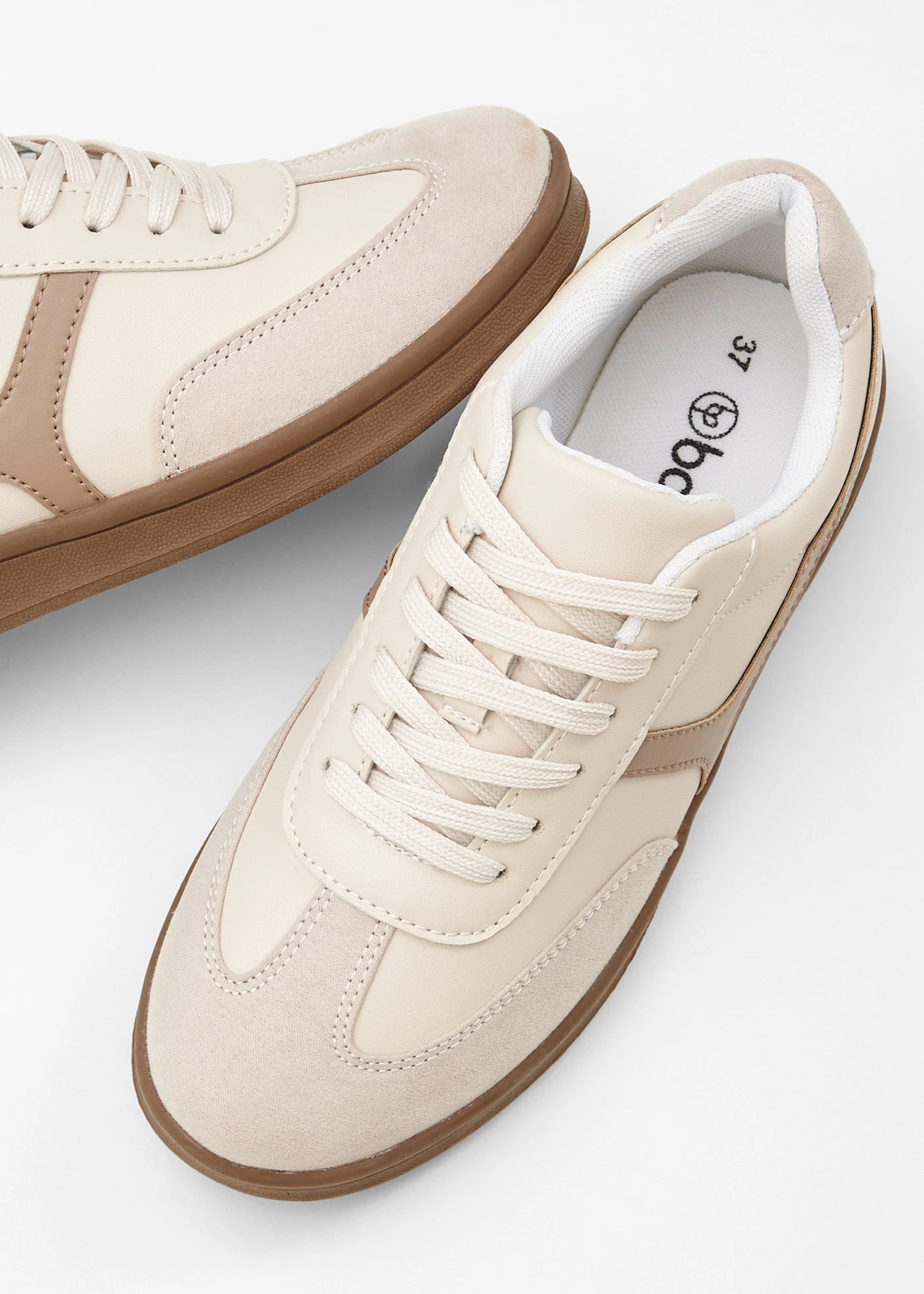 Sneakersy w stylu retro • jasny piaskowy/brązowy kasztanowy • sklep bonprix