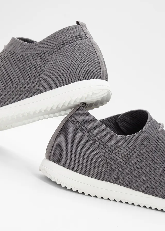 Sneakers confortables en matière souple • gris • product-page.page-title-suffix