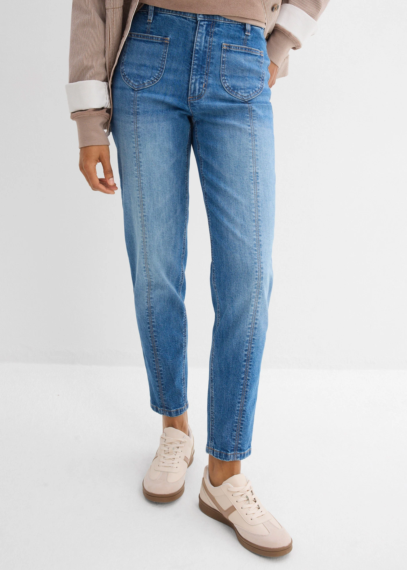 Jean mom taille haute, raccourci • bleu moyen denim used • Boutique bonprix