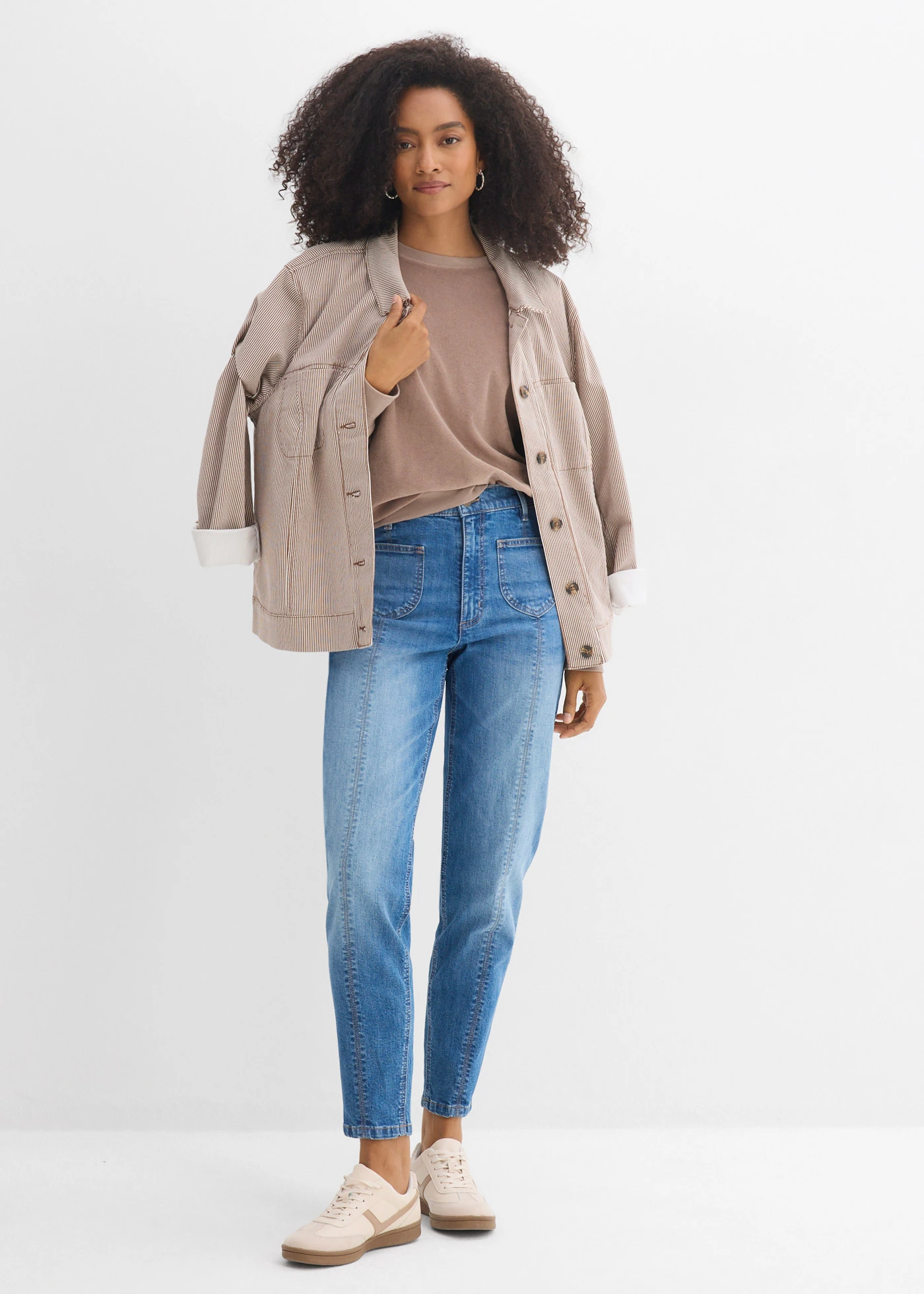 Jean mom taille haute, raccourci • bleu moyen denim used • Boutique bonprix