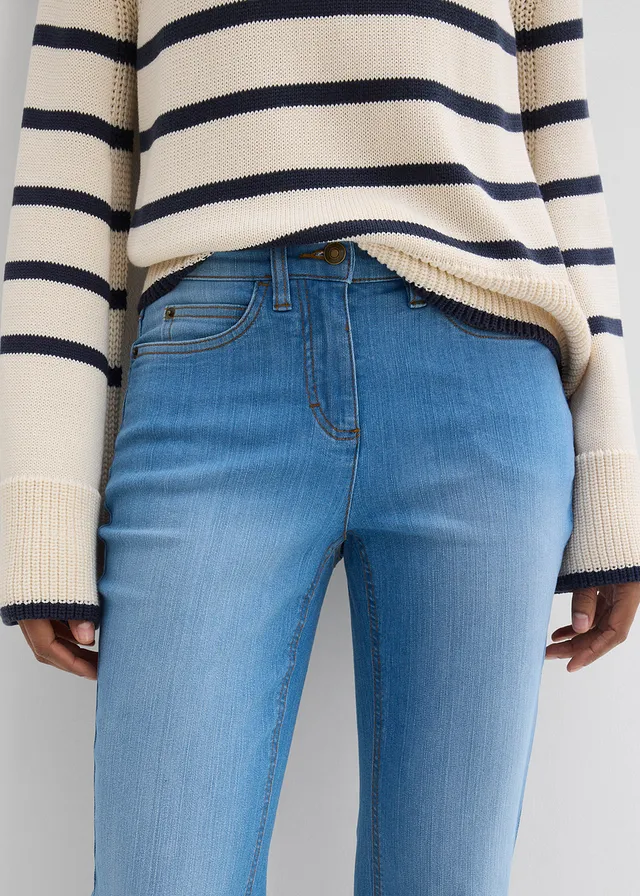 Blugi bootcut cu stretch, talie medie • bleu denim uzat • magazin bonprix
