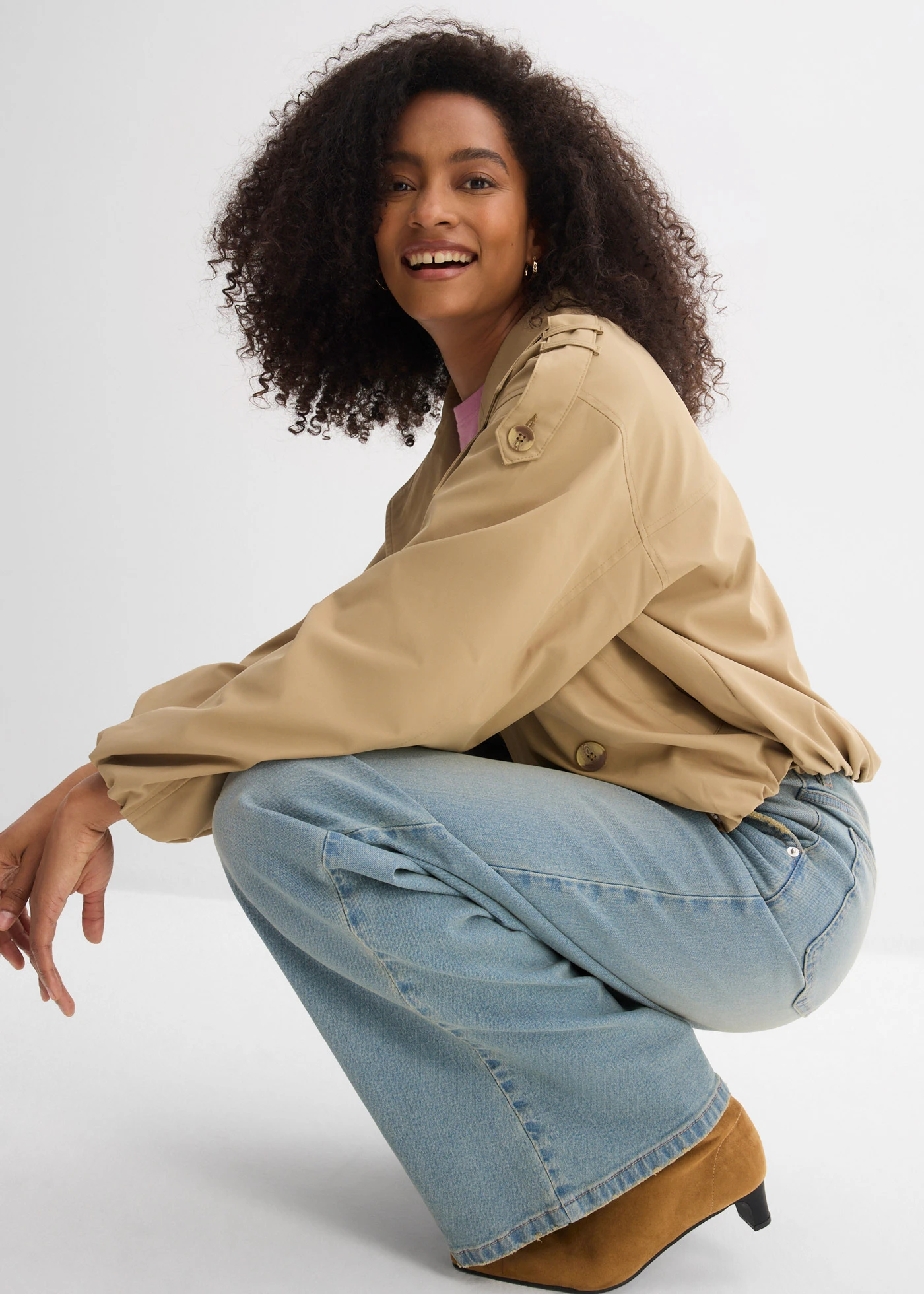 Blugi drepți Loose, High Waist • bleu denim uzat • magazin bonprix