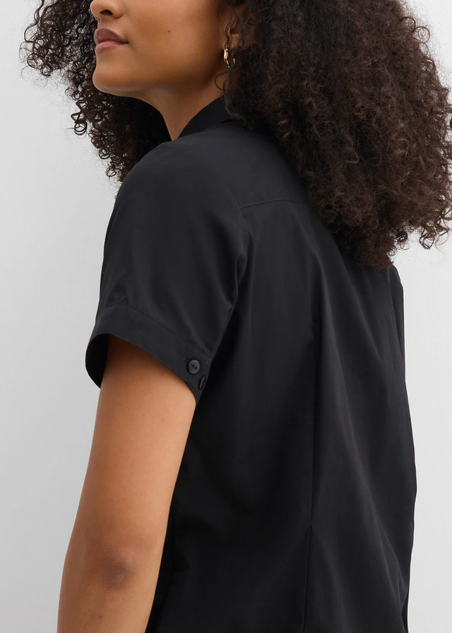 Getailleerde stretch blouse met korte mouwen van een katoenmix • zwart • product-page.page-title-suffix