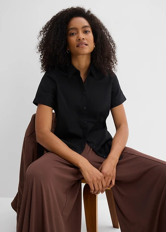 Chemisier manches courtes cintré et extensible en coton majoritaire • noir • Boutique bonprix