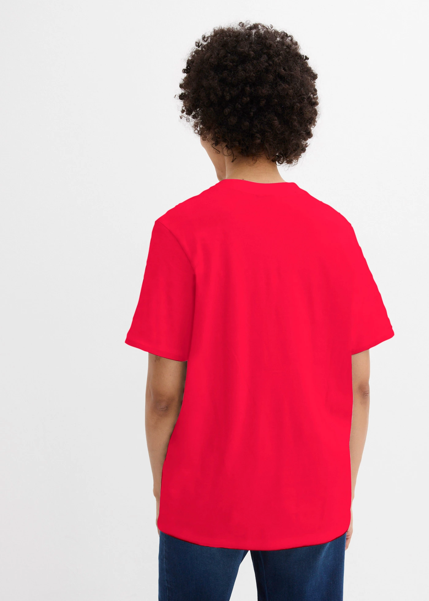 Lot de 5 T-shirts longs et amples à col V • blanc/bleu foncé rayé + rouge lave + bleu clair • Boutique bonprix