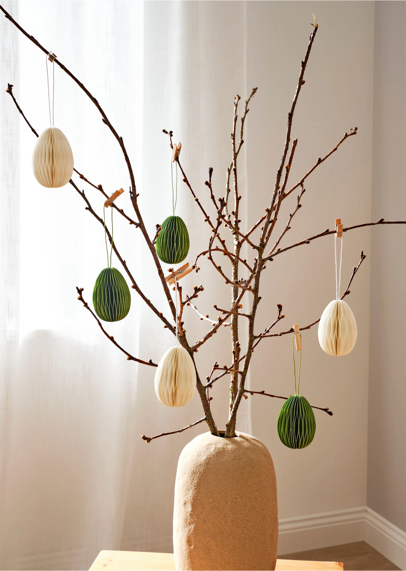 Hangende papieren eieren (set van 6) • crème-donkergroen • bonprix online shop