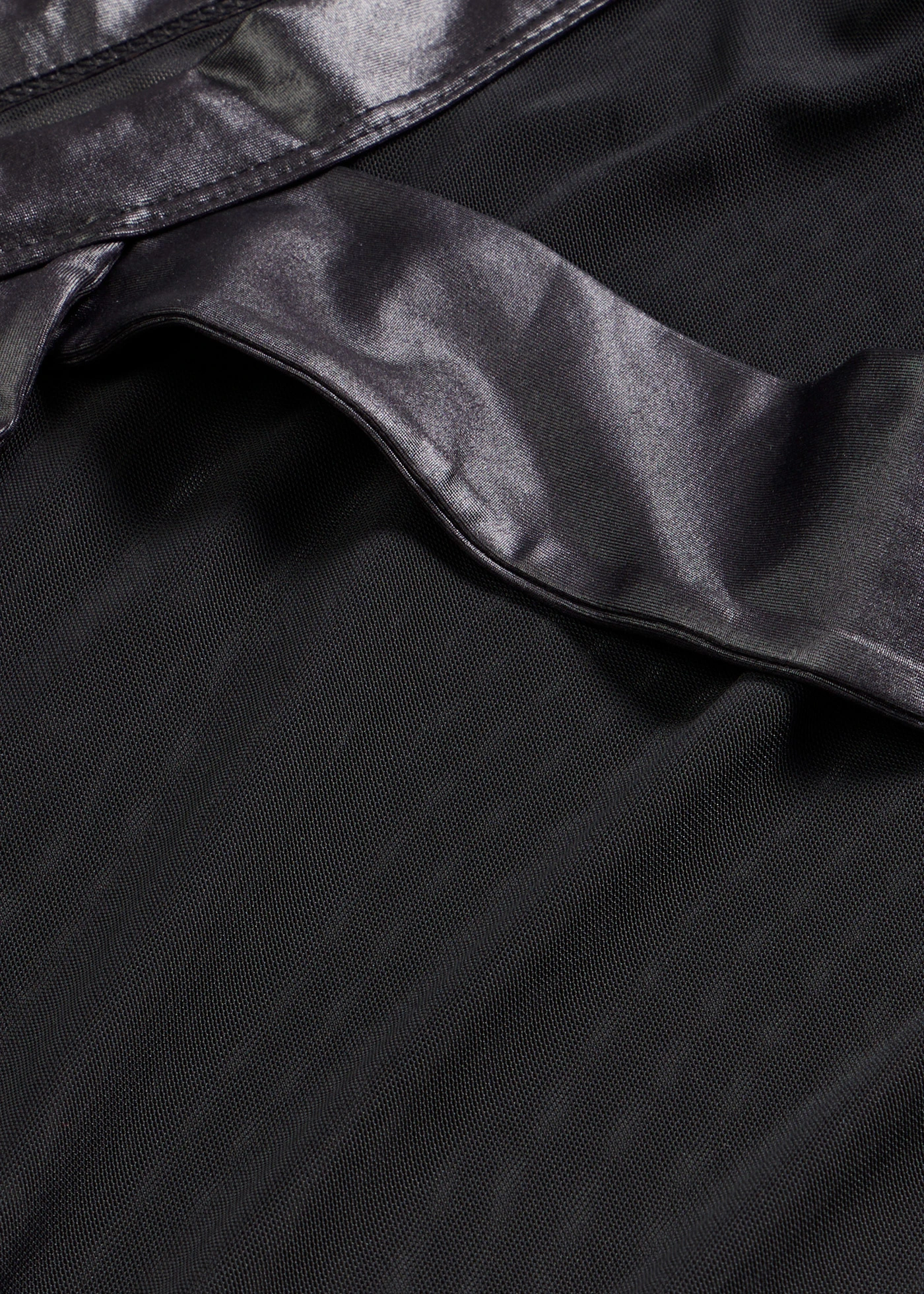 Rochie cu aspect umed • negru • magazin bonprix