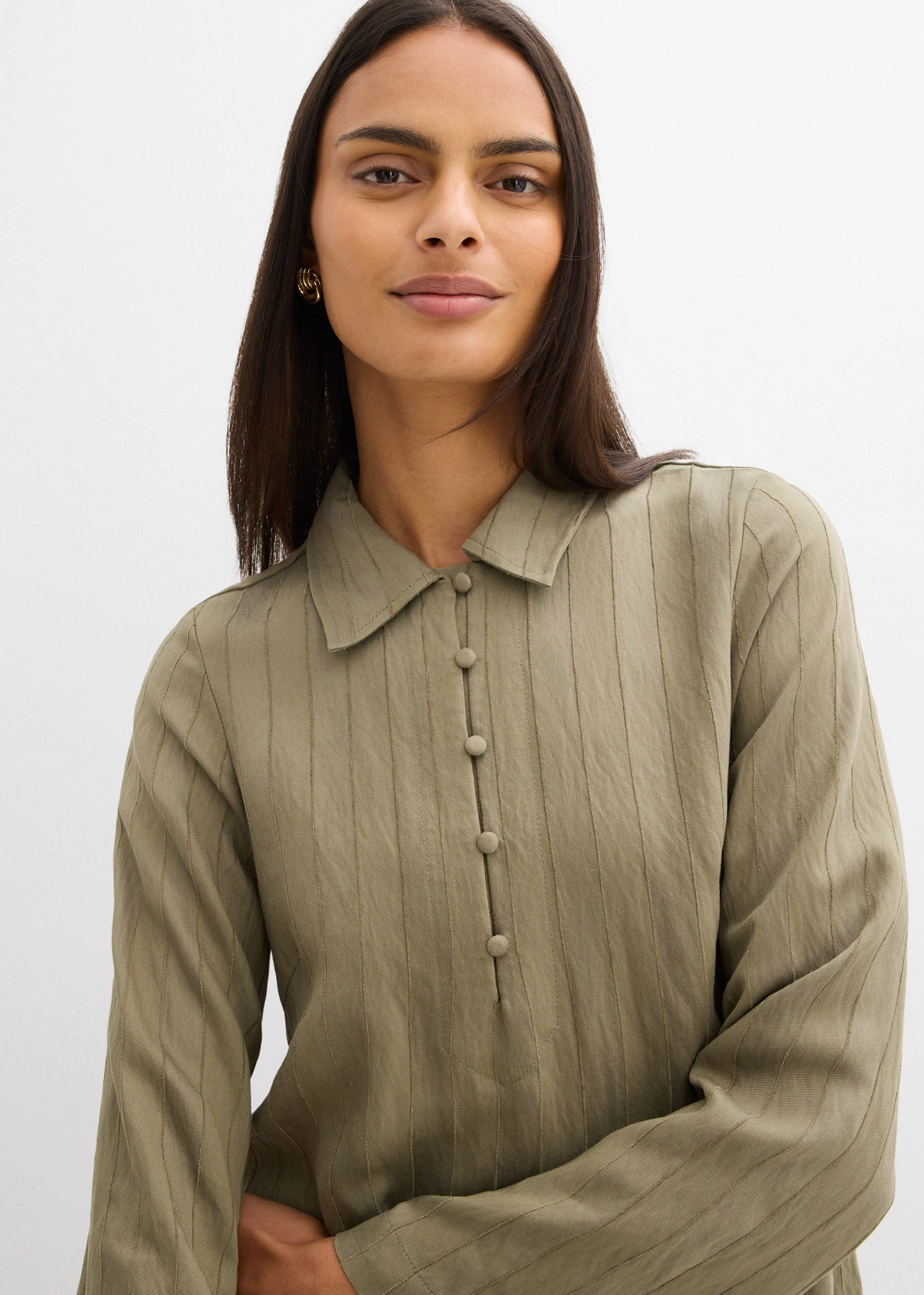 Sukienka koszulowa z mieszanki wiskozy • oliwkowy • sklep bonprix