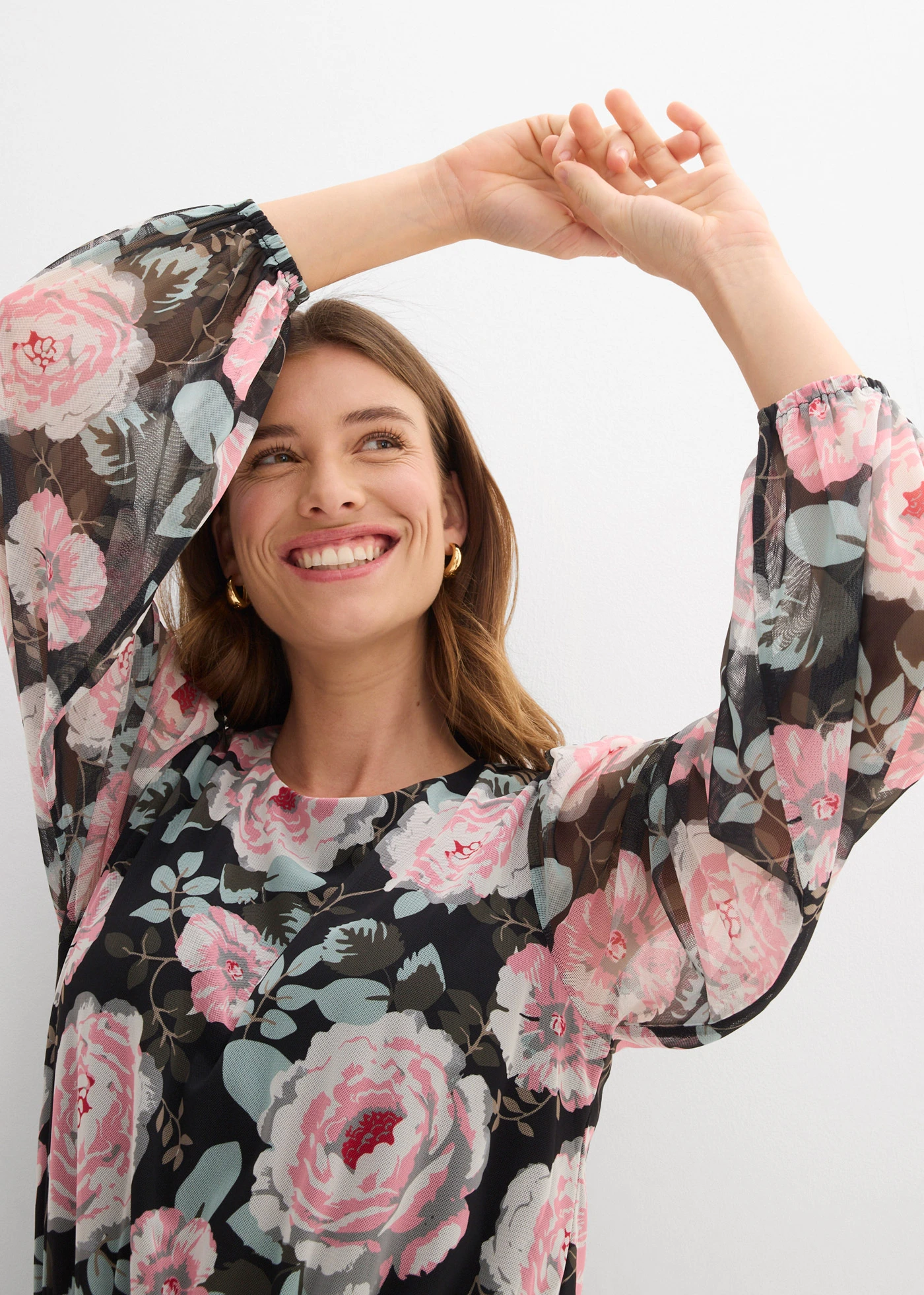 Midi ruha puha neccből • fekete/virágmintás • bonprix áruház