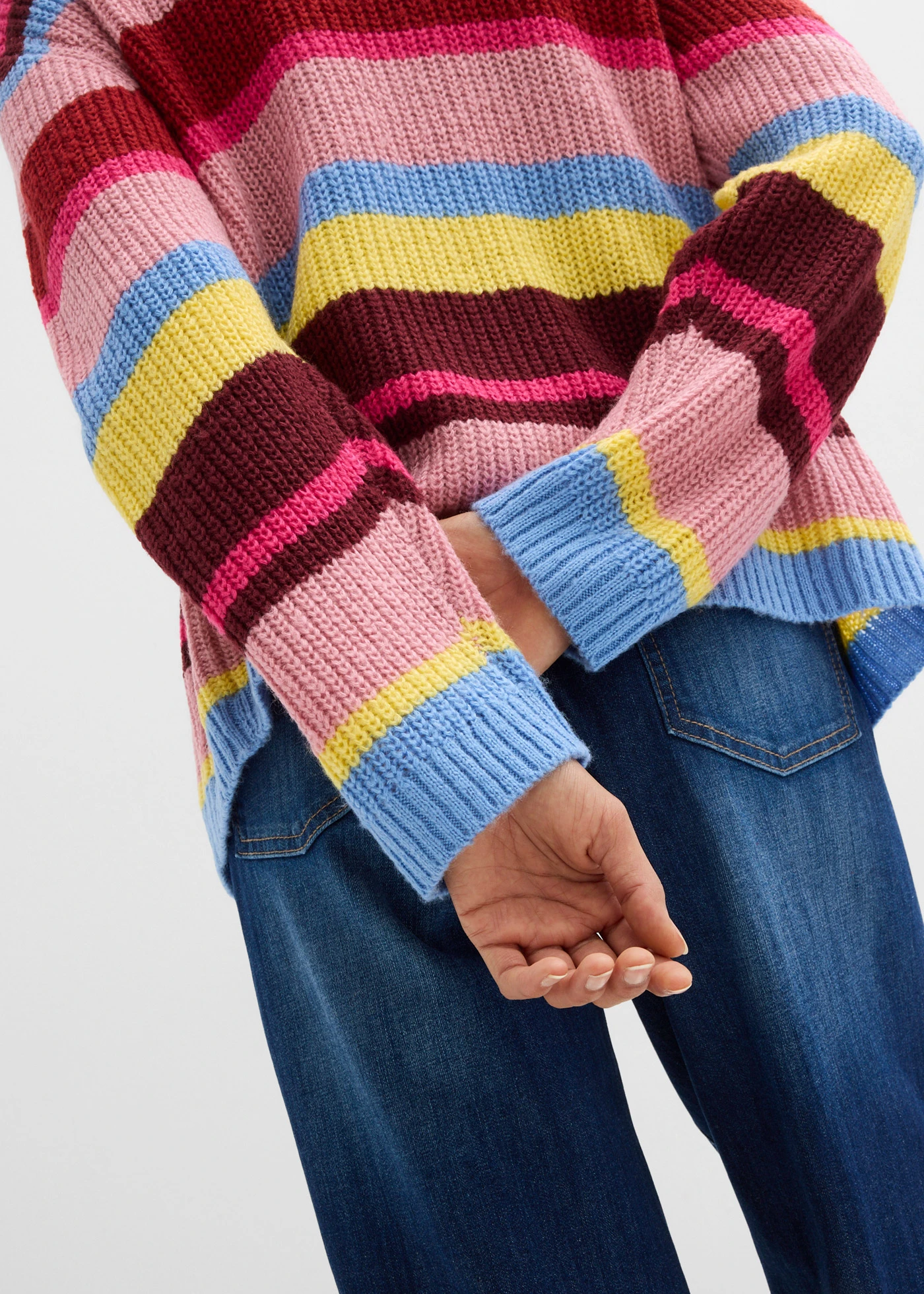 Oversized vest met wol • middenblauw-rookorchidee-pinklady-esdoornrood-lichtgeel horizontaal gestreept • bonprix online shop