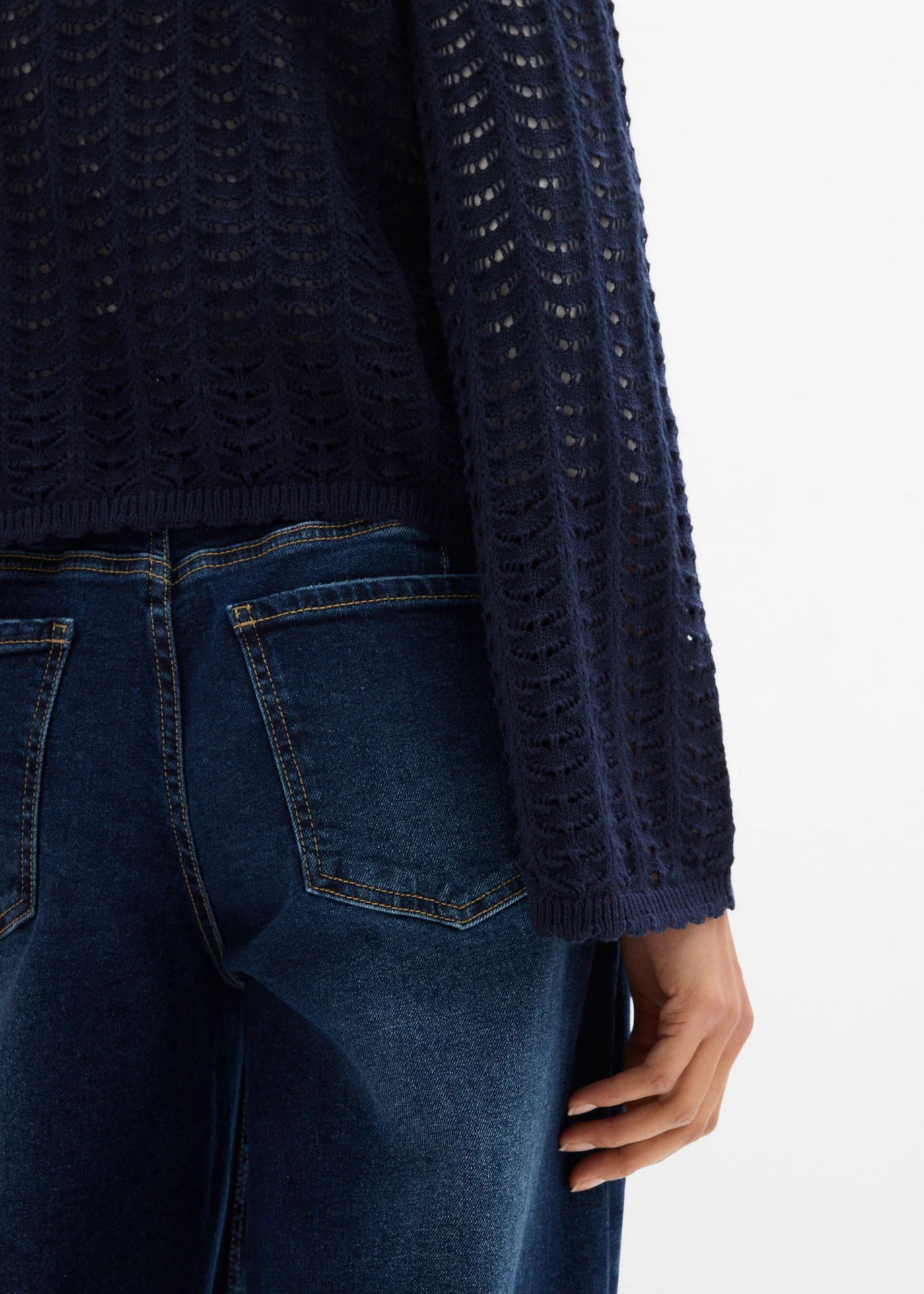 Jachetă tricotată cu model perforat • bleumarin • magazin bonprix