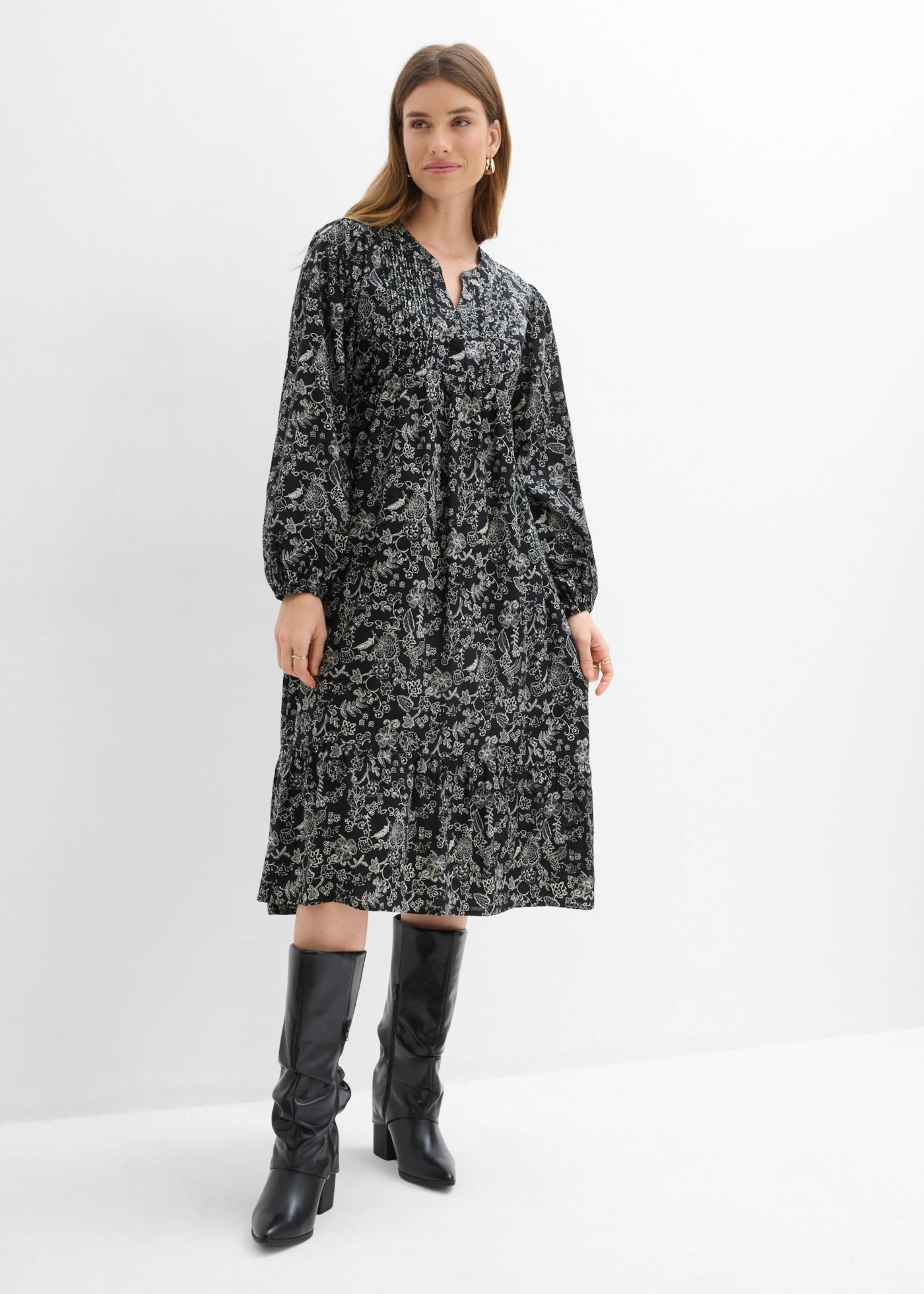 Rochie midi din bumbac • negru înflorat • magazin bonprix