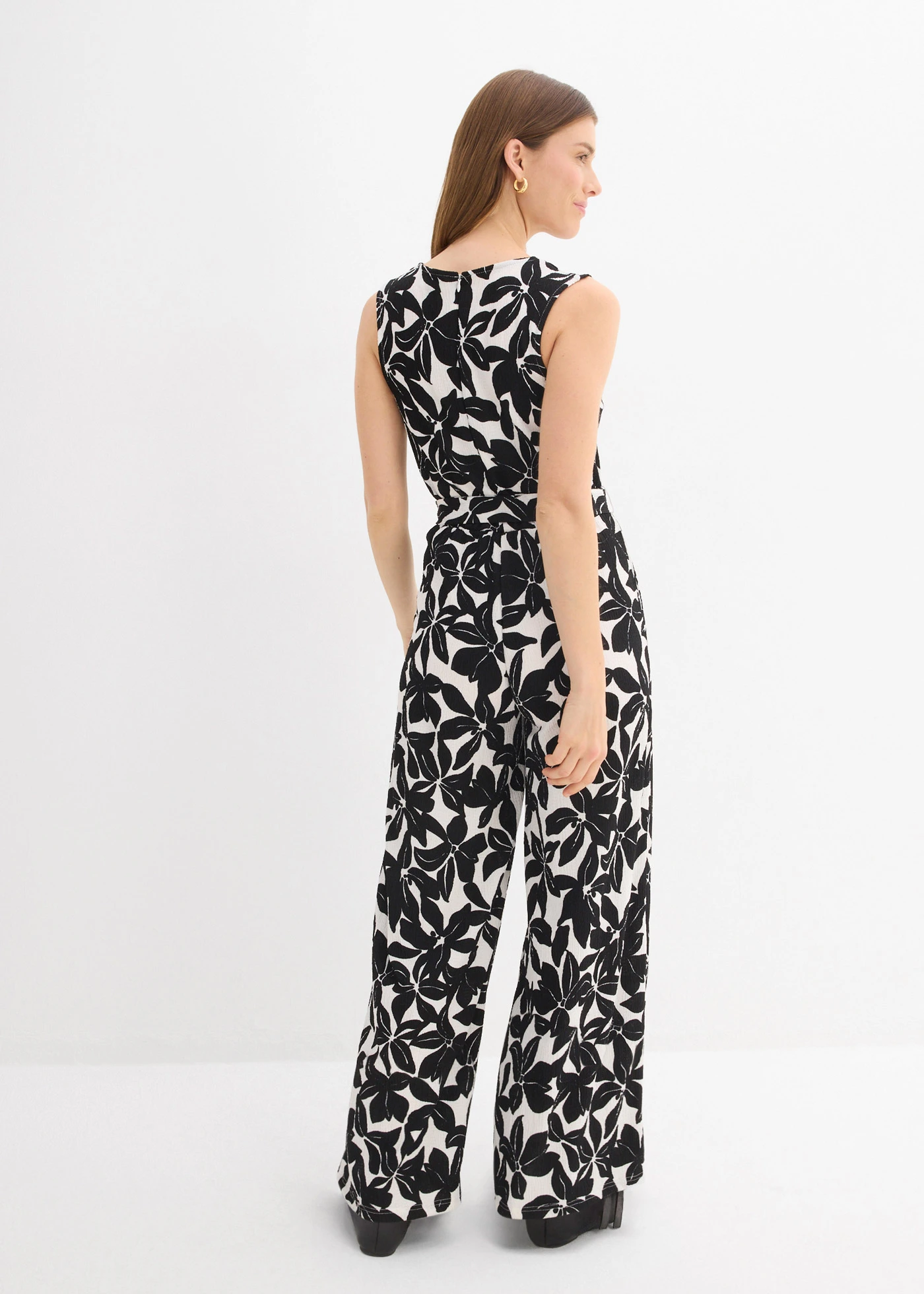 Combinaison en jersey • crème-noir floral • Boutique bonprix